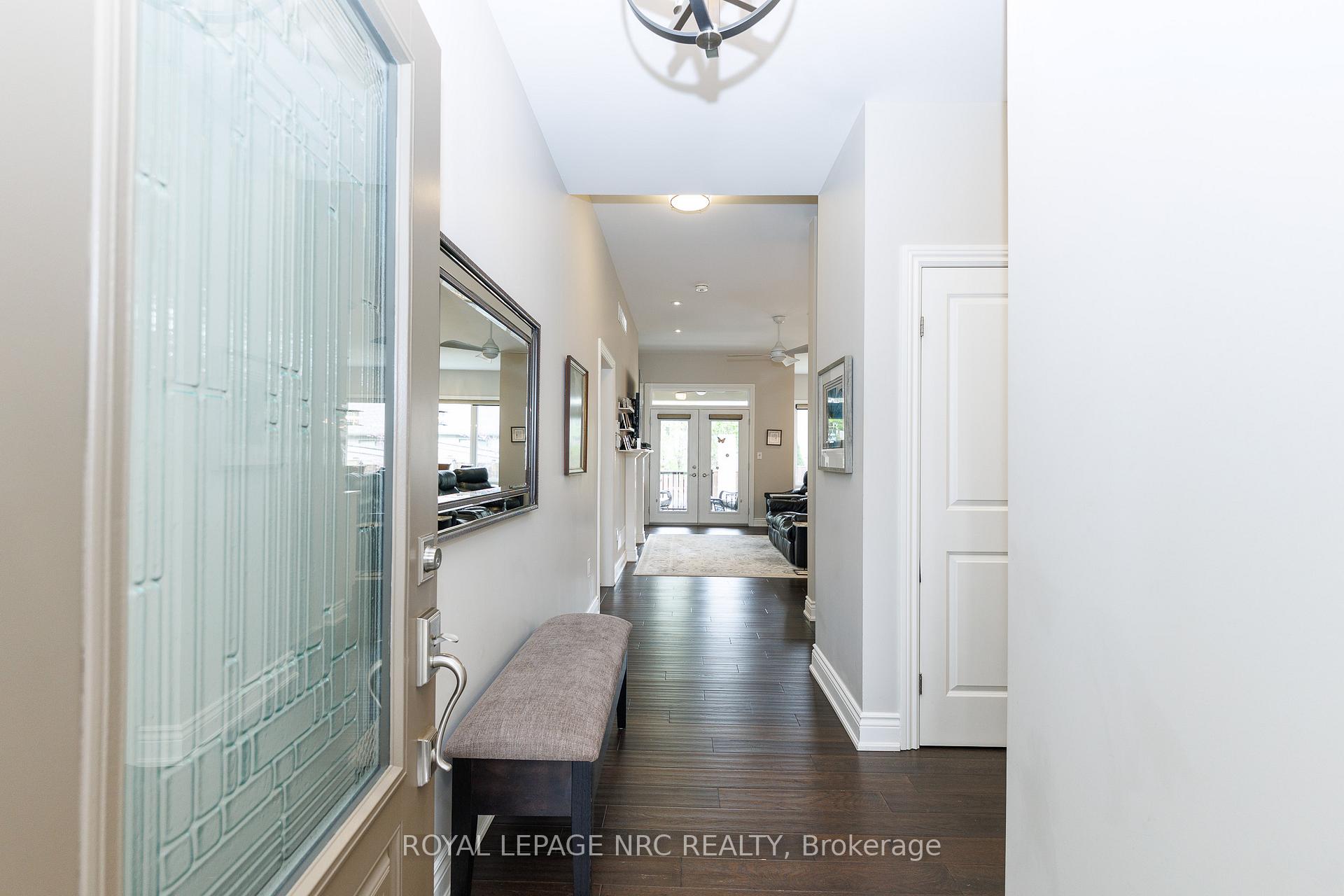 Photo 5 of 23 Francescso Crescent, St. Catharines, Rykert/Vansickle — HOMEH