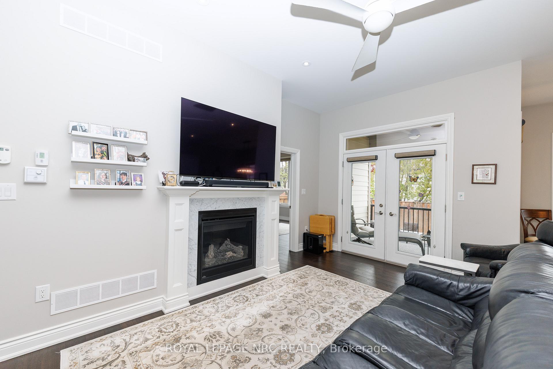 Photo 10 of 23 Francescso Crescent, St. Catharines, Rykert/Vansickle — HOMEH