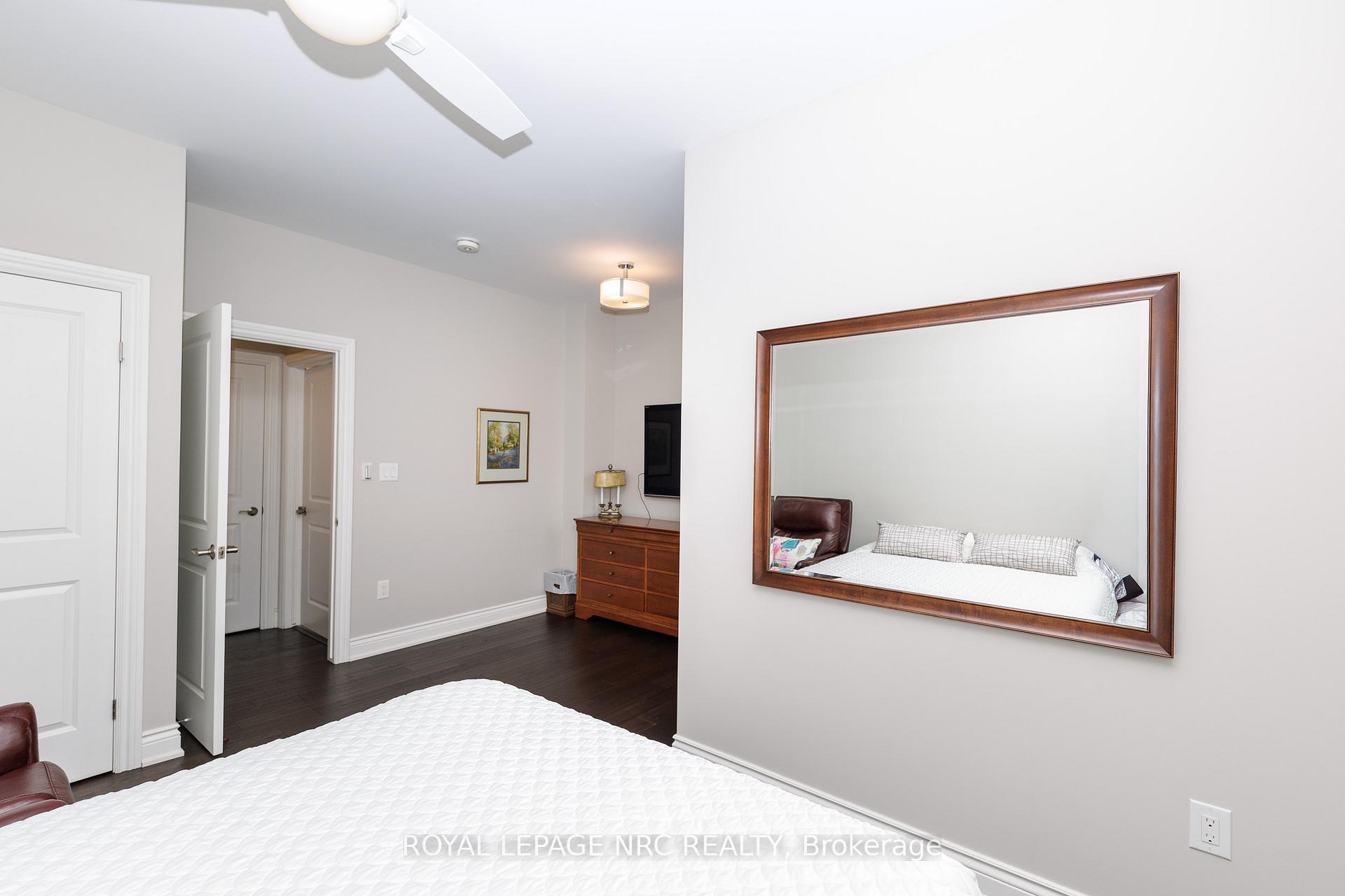 Photo 16 of 23 Francescso Crescent, St. Catharines, Rykert/Vansickle — HOMEH