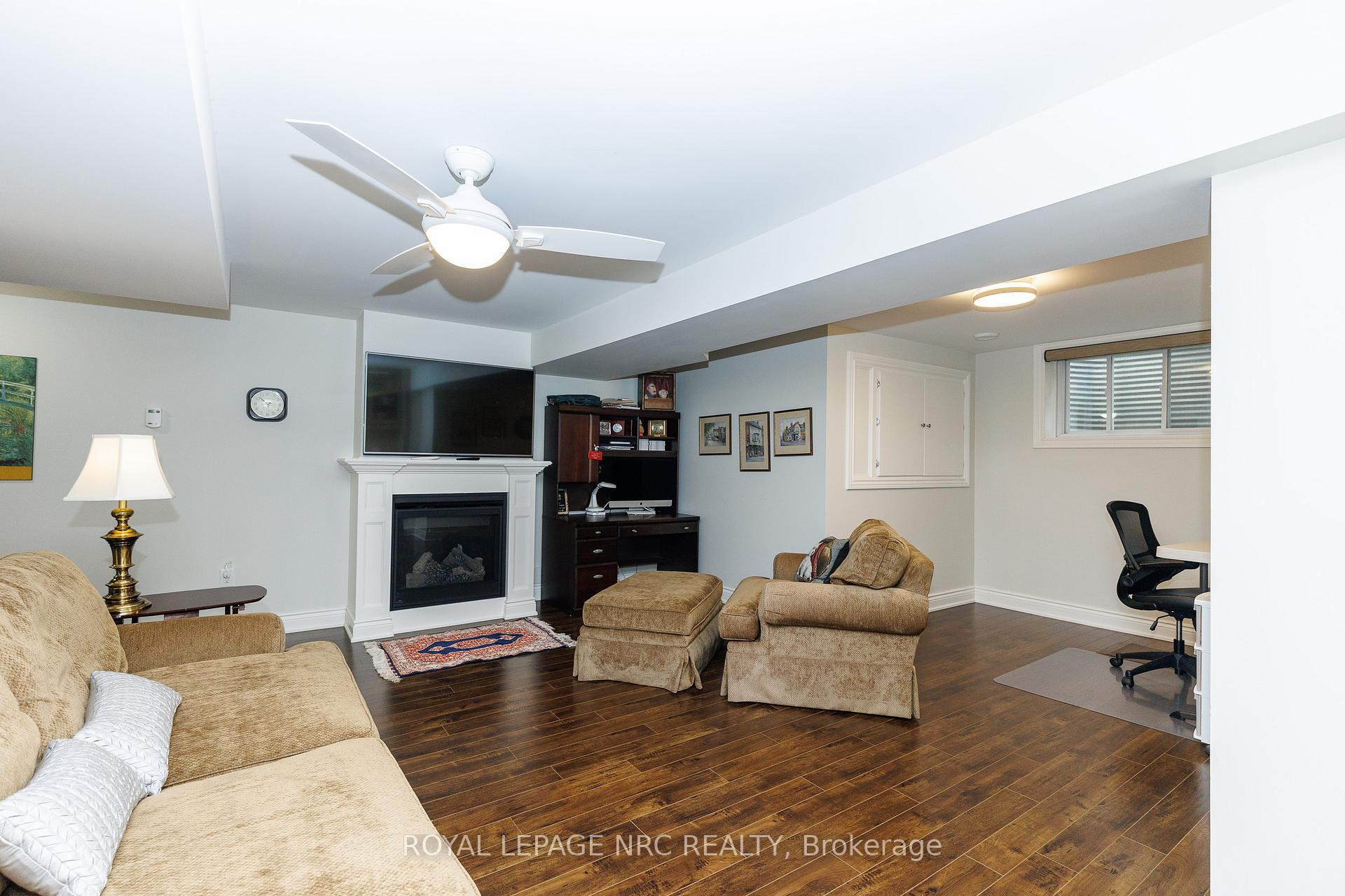 Photo 26 of 23 Francescso Crescent, St. Catharines, Rykert/Vansickle — HOMEH