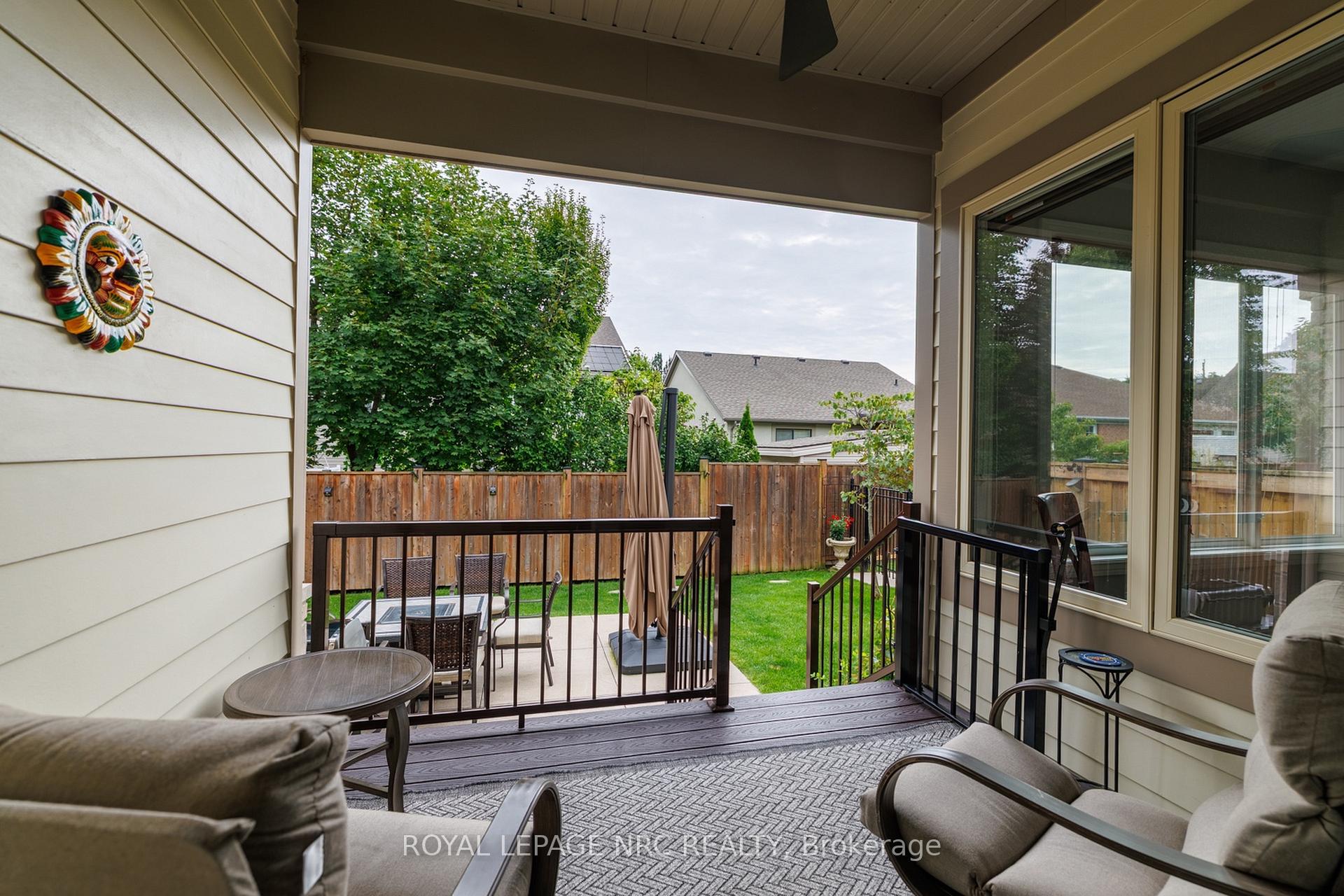 Photo 33 of 23 Francescso Crescent, St. Catharines, Rykert/Vansickle — HOMEH