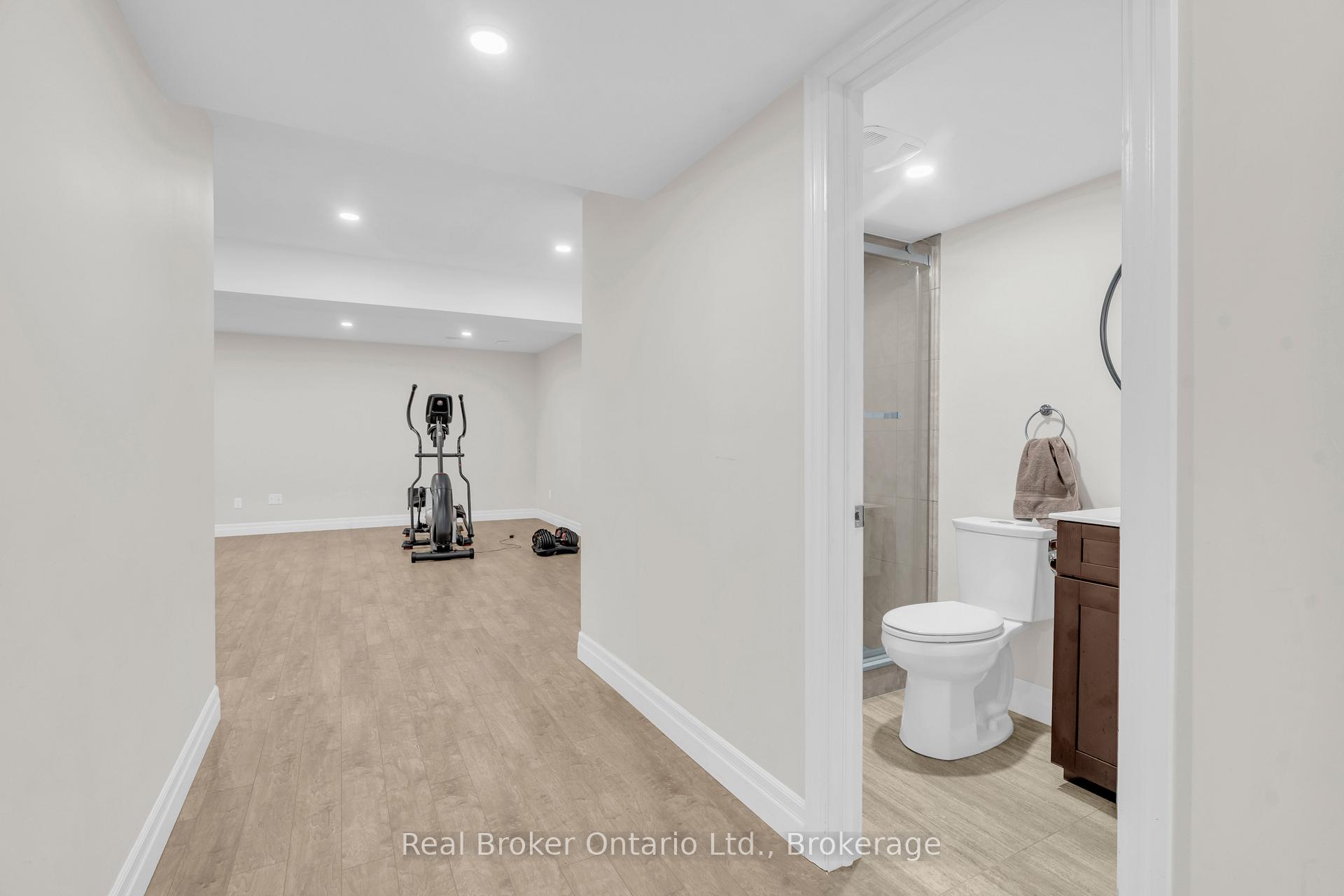 Photo 30 of 41 Samuel Drive, Guelph, Pineridge/Westminster Woods — HOMEH