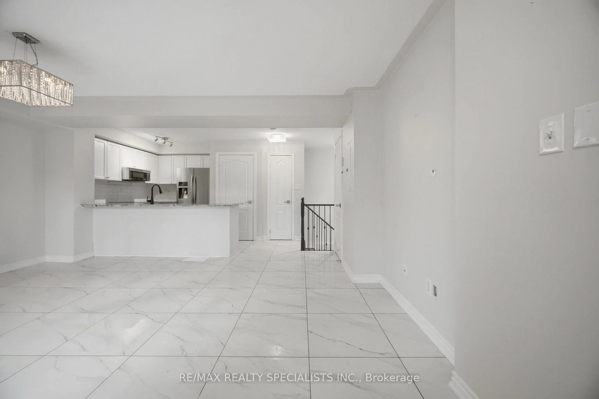 Photo 6 of Unit 17, 3250 Bentley Drive, Mississauga, Churchill Meadows — HOMEH