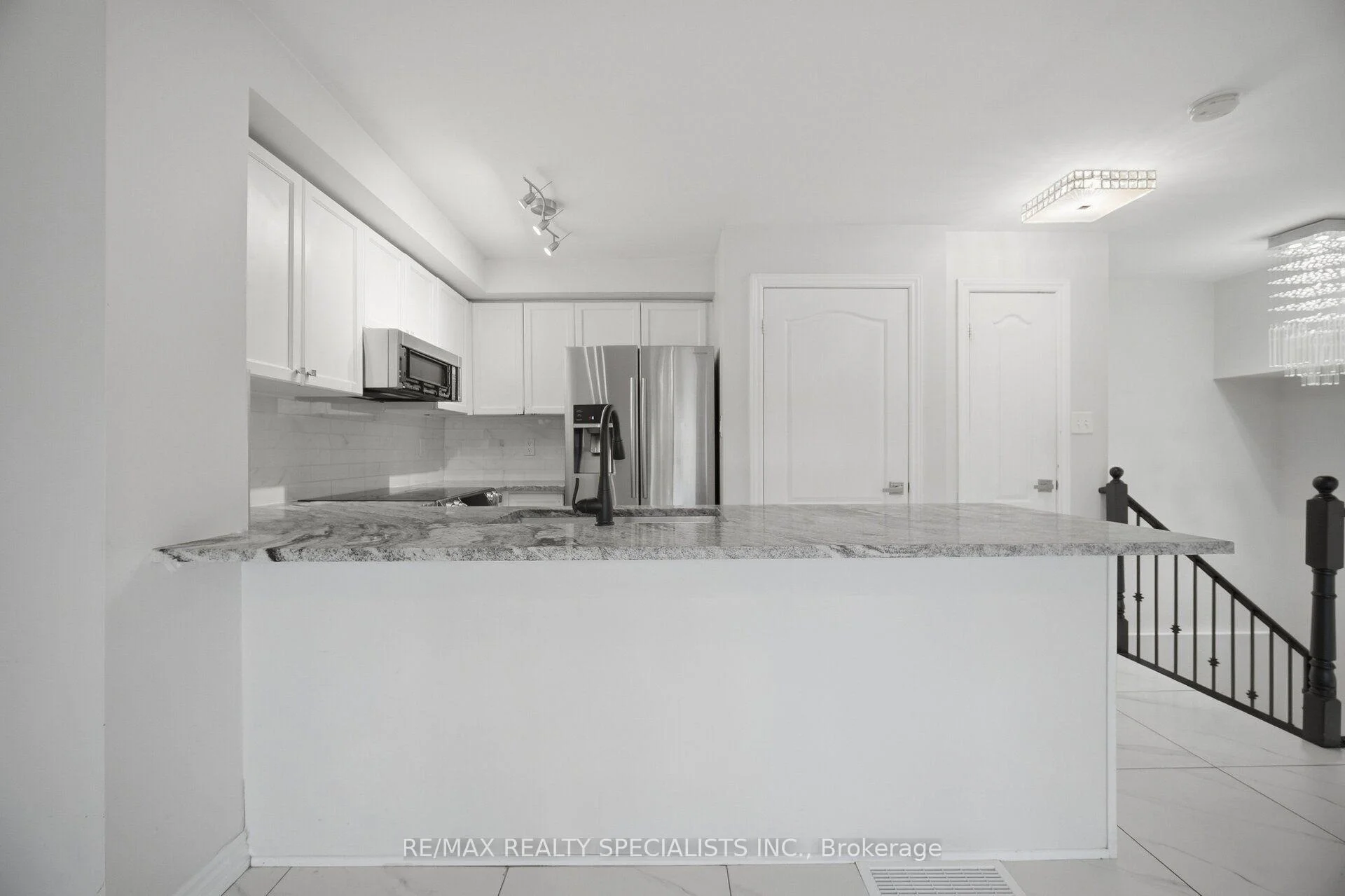 Photo 12 of Unit 17, 3250 Bentley Drive, Mississauga, Churchill Meadows — HOMEH