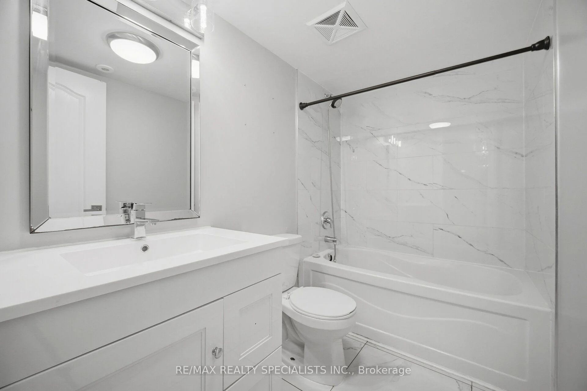 Photo 21 of Unit 17, 3250 Bentley Drive, Mississauga, Churchill Meadows — HOMEH