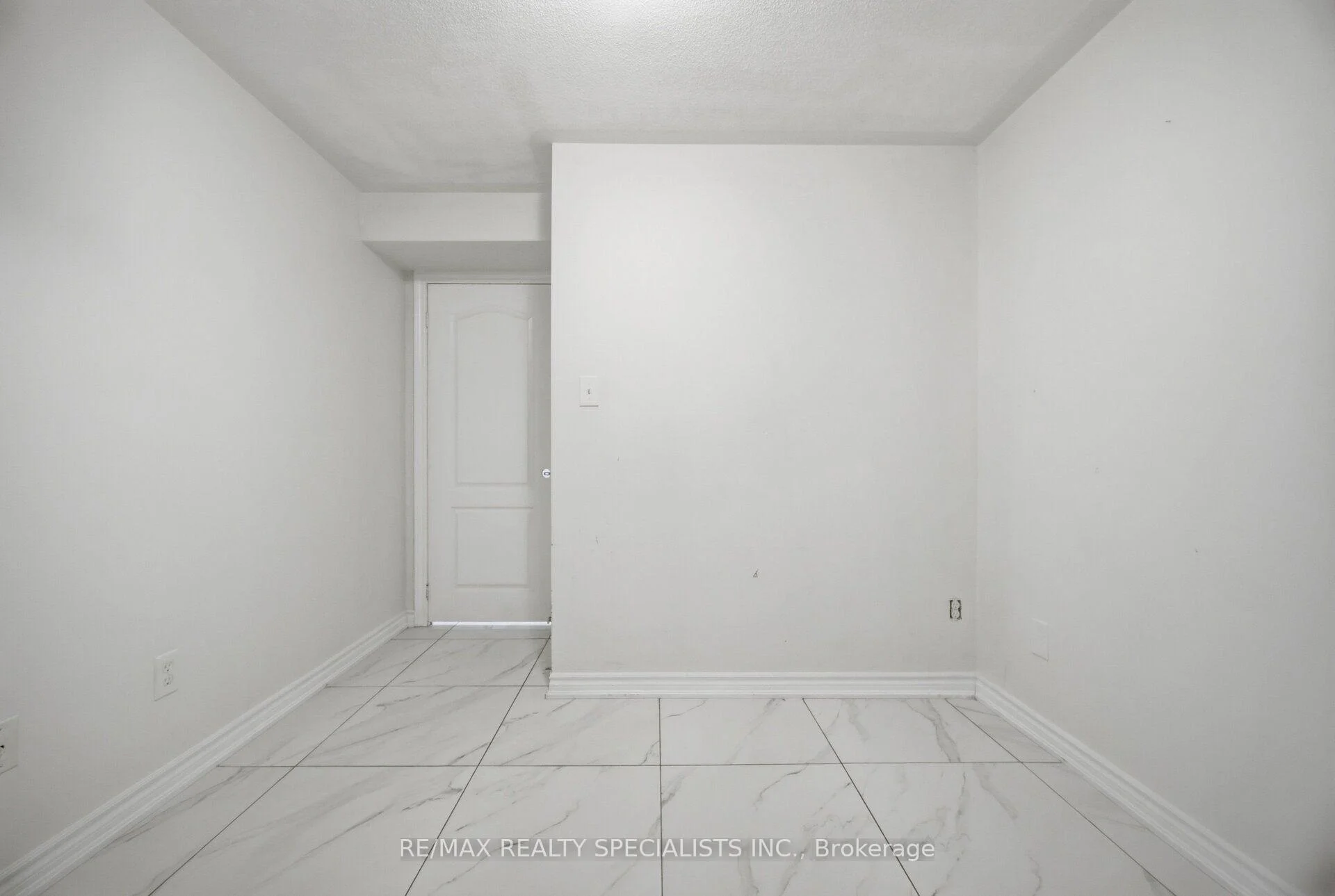 Photo 23 of Unit 17, 3250 Bentley Drive, Mississauga, Churchill Meadows — HOMEH