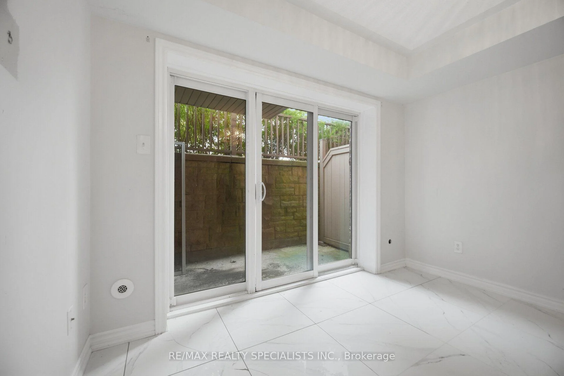 Photo 26 of Unit 17, 3250 Bentley Drive, Mississauga, Churchill Meadows — HOMEH