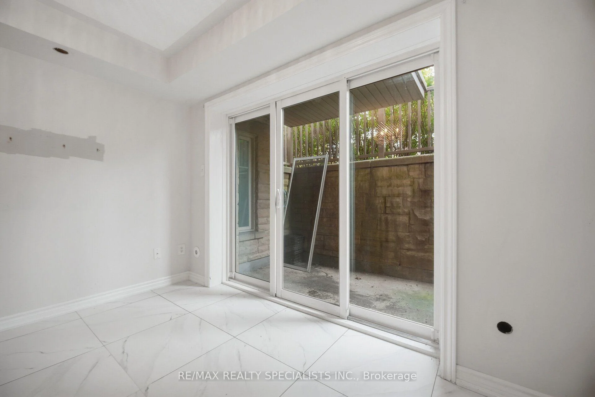Photo 27 of Unit 17, 3250 Bentley Drive, Mississauga, Churchill Meadows — HOMEH