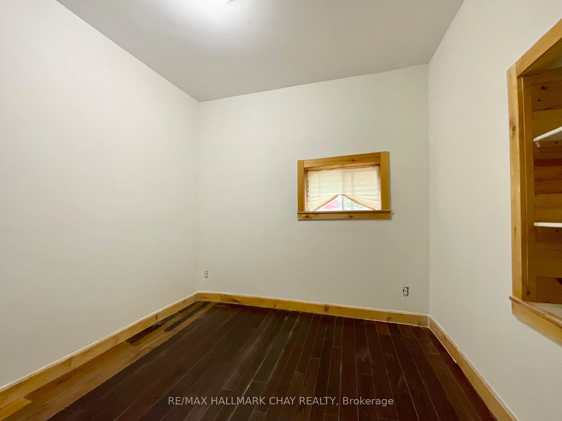 Photo 5 of 961 7th Line, Innisfil, Alcona — HOMEH
