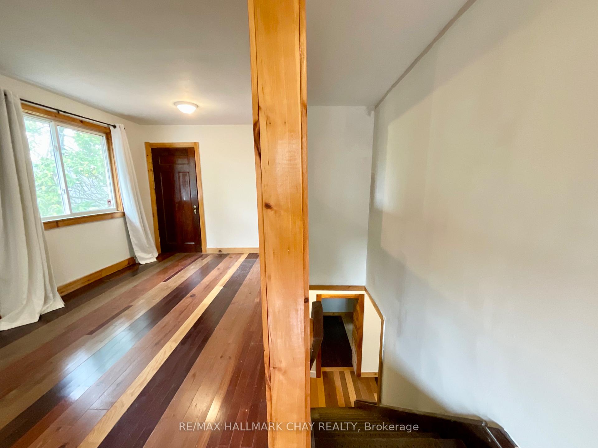 Photo 7 of 961 7th Line, Innisfil, Alcona — HOMEH
