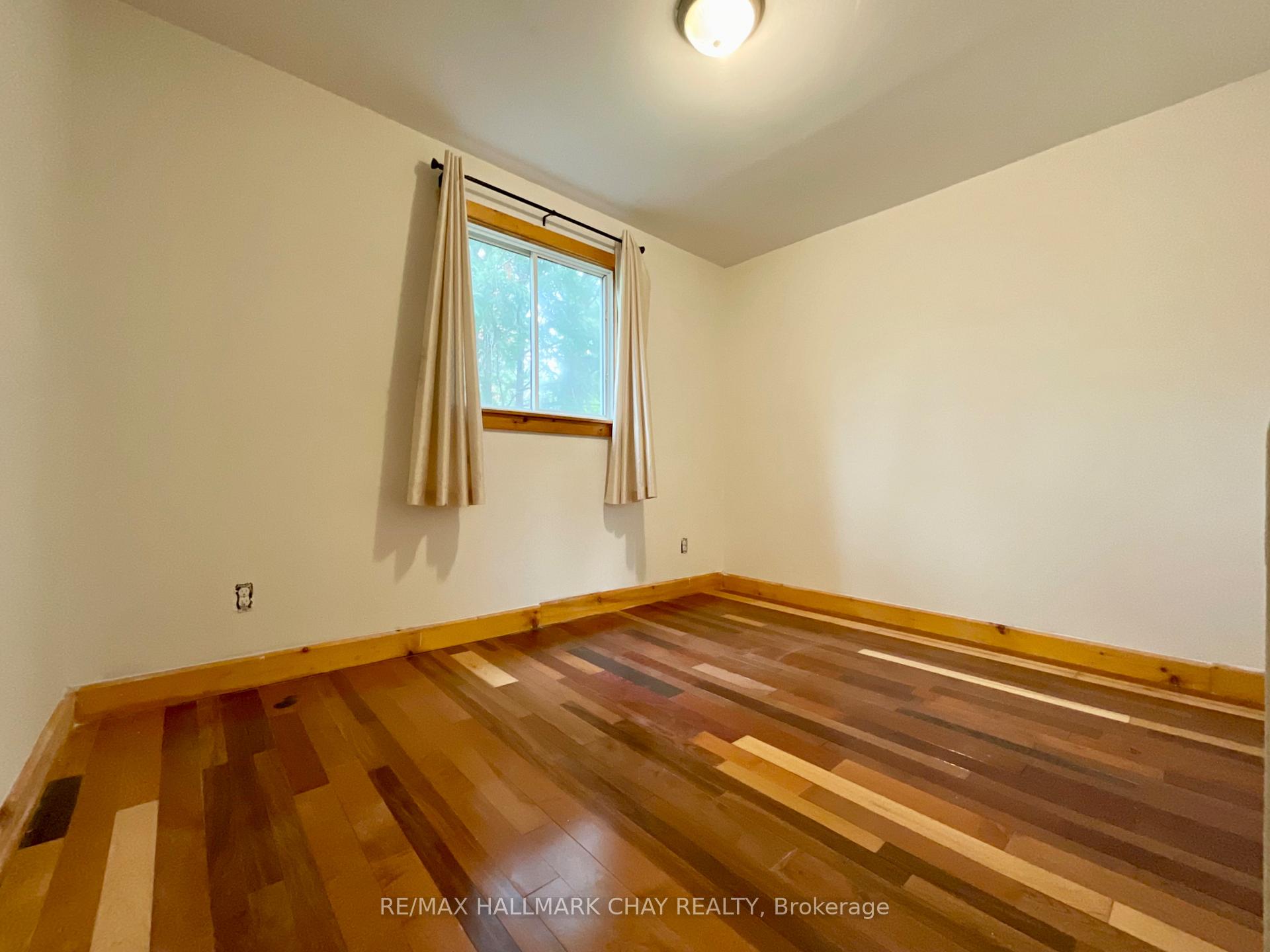 Photo 9 of 961 7th Line, Innisfil, Alcona — HOMEH