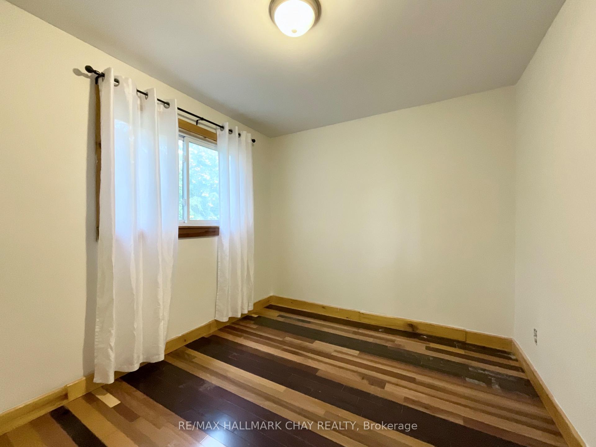 Photo 10 of 961 7th Line, Innisfil, Alcona — HOMEH