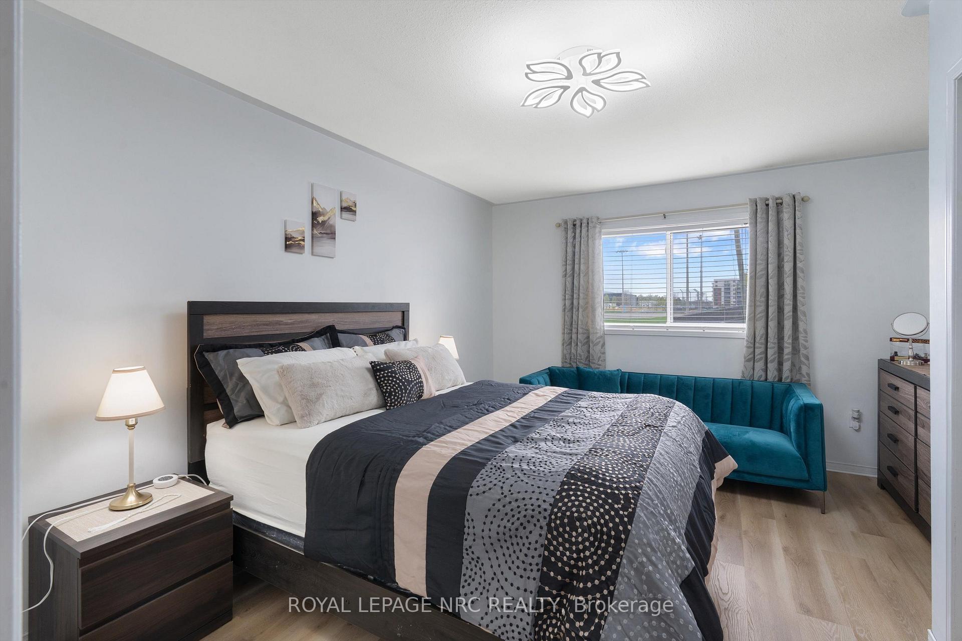 Photo 19 of 147 St Lawrence Drive, Welland, N. Welland — HOMEH