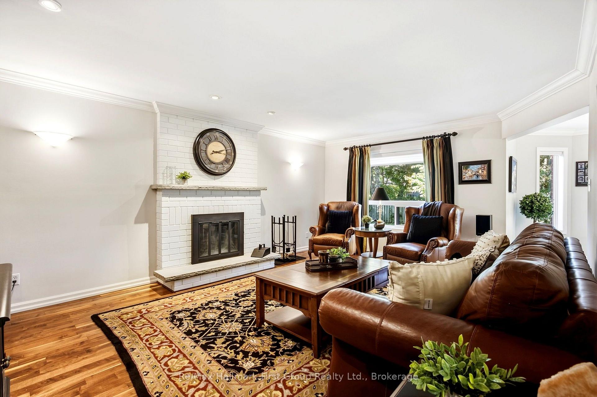 Photo 28 of 41 Bancroft Crescent, Whitby, Williamsburg — HOMEH