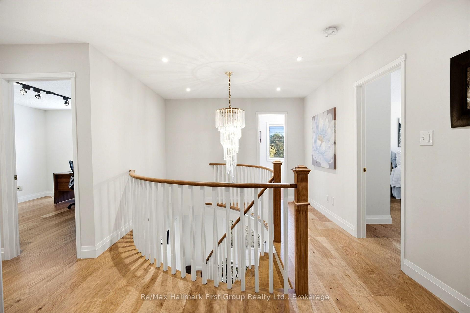 Photo 31 of 41 Bancroft Crescent, Whitby, Williamsburg — HOMEH