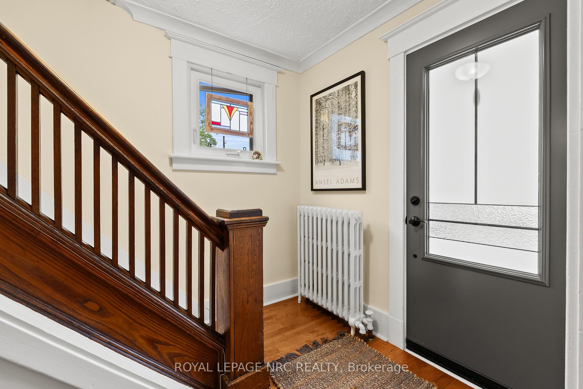 Photo 8 of 5 Greenlaw Place, St. Catharines, Downtown — HOMEH