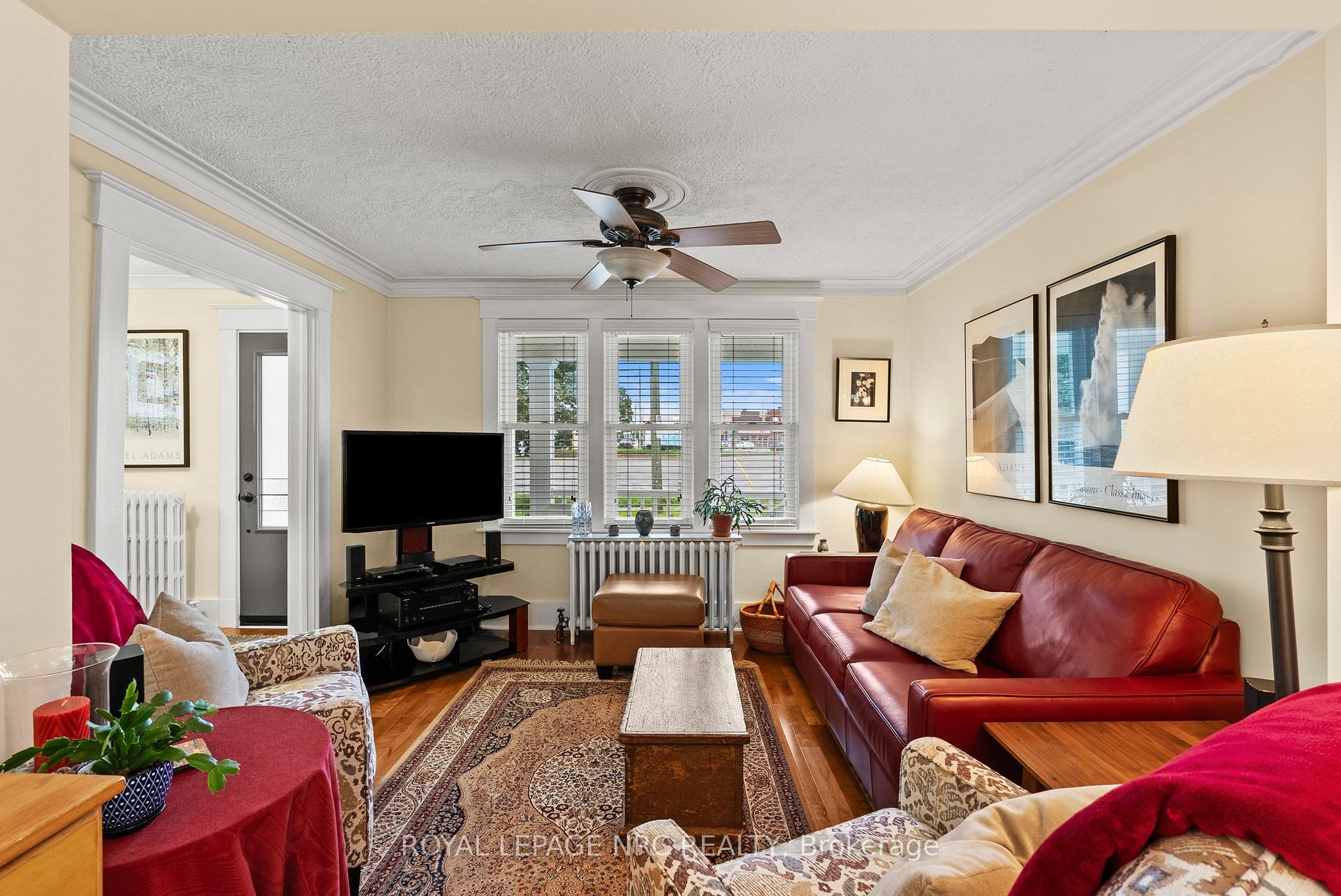 Photo 11 of 5 Greenlaw Place, St. Catharines, Downtown — HOMEH