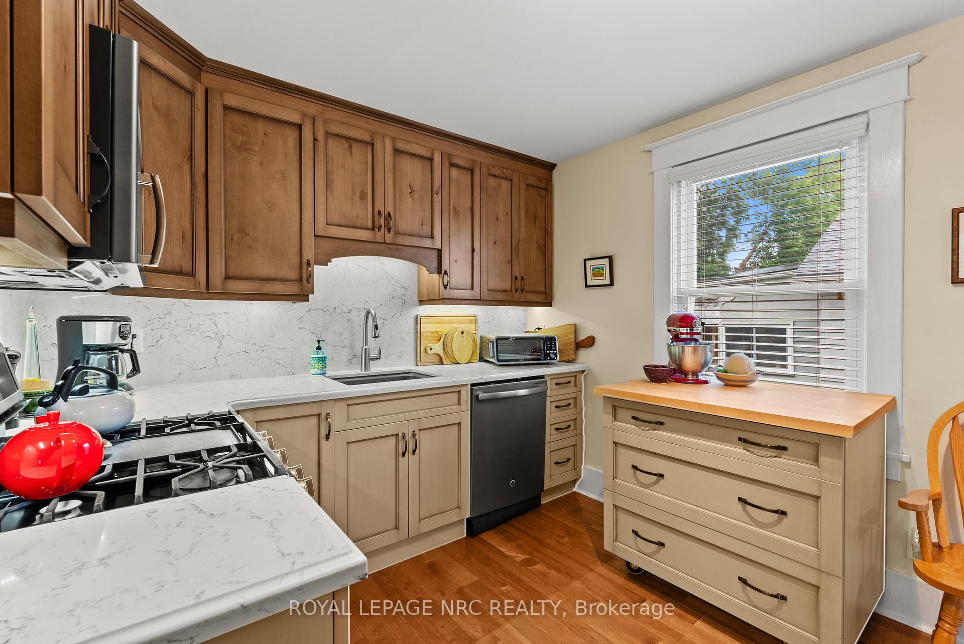 Photo 18 of 5 Greenlaw Place, St. Catharines, Downtown — HOMEH