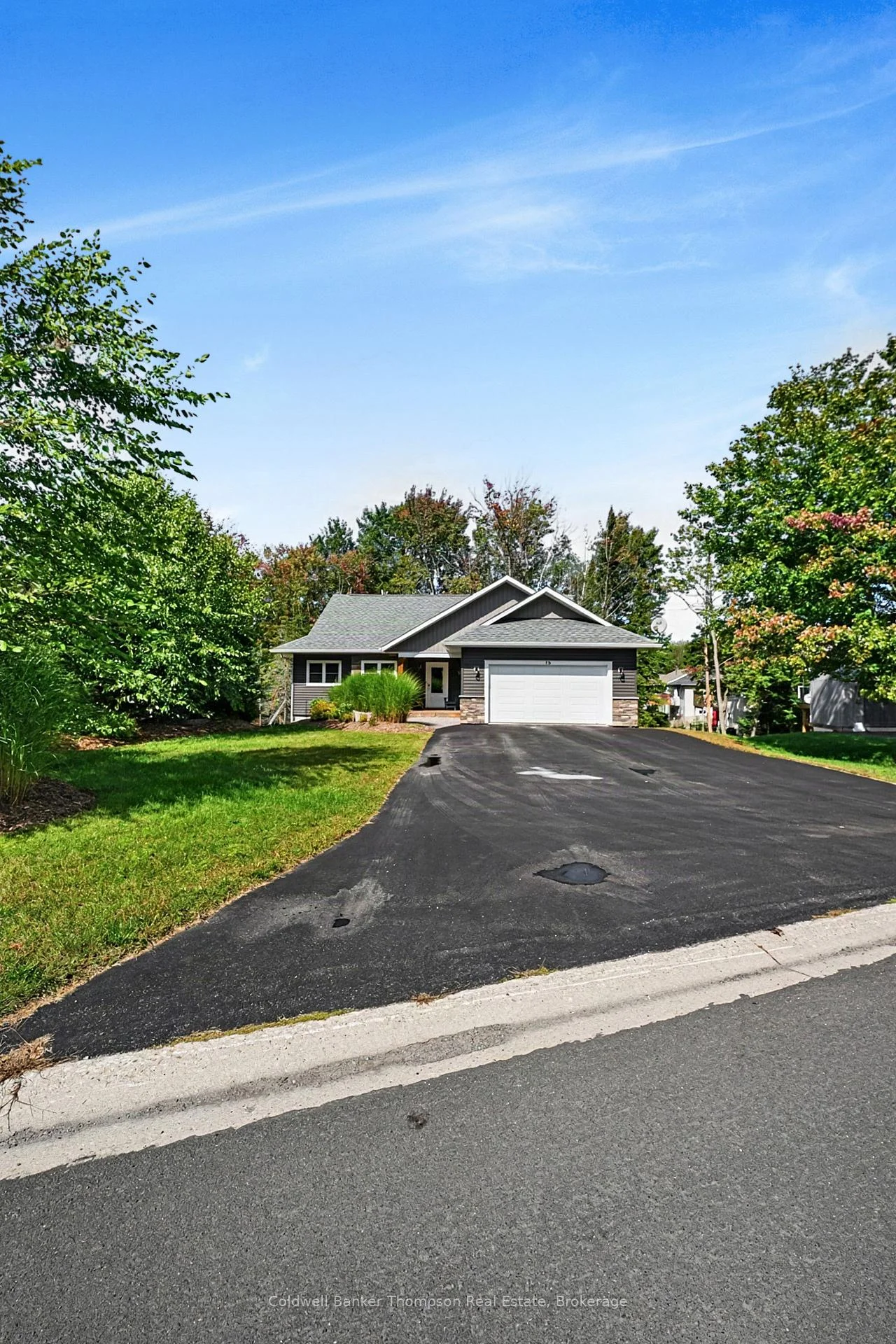 Photo 4 of 15 Goodwin Drive, Huntsville, Chaffey — HOMEH