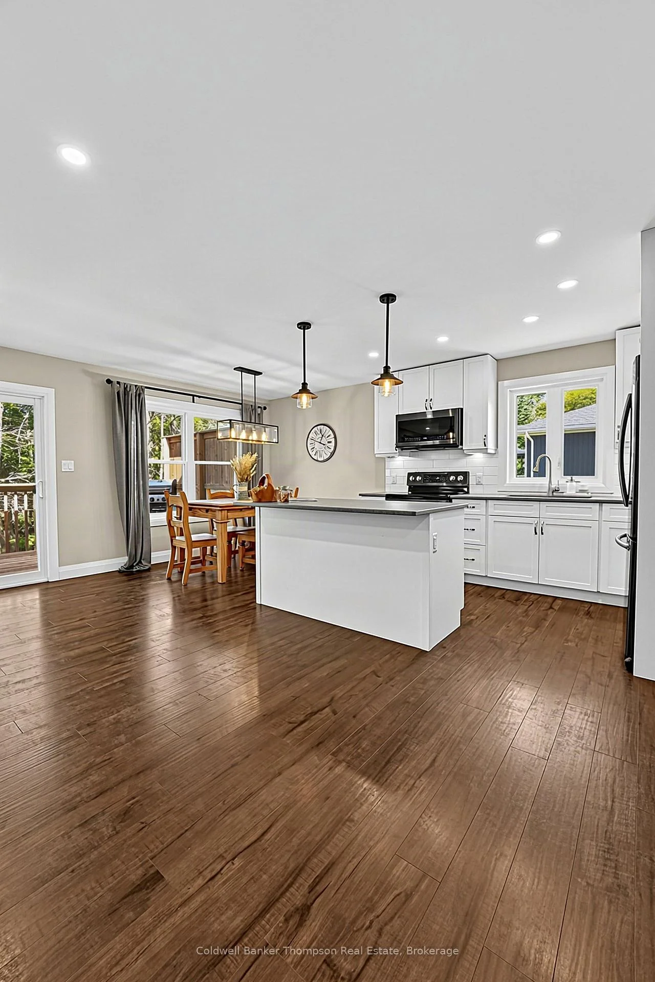 Photo 13 of 15 Goodwin Drive, Huntsville, Chaffey — HOMEH