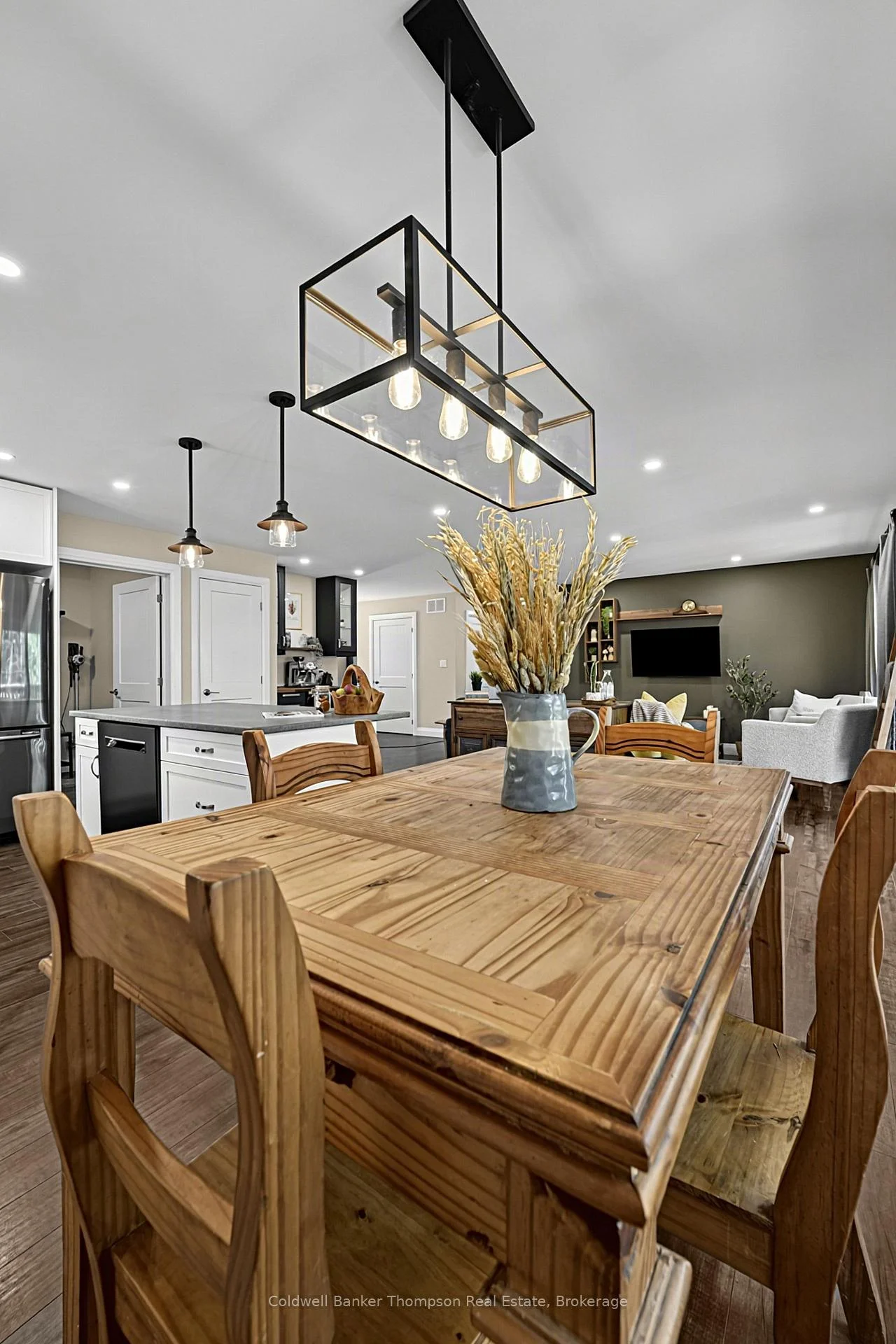 Photo 19 of 15 Goodwin Drive, Huntsville, Chaffey — HOMEH