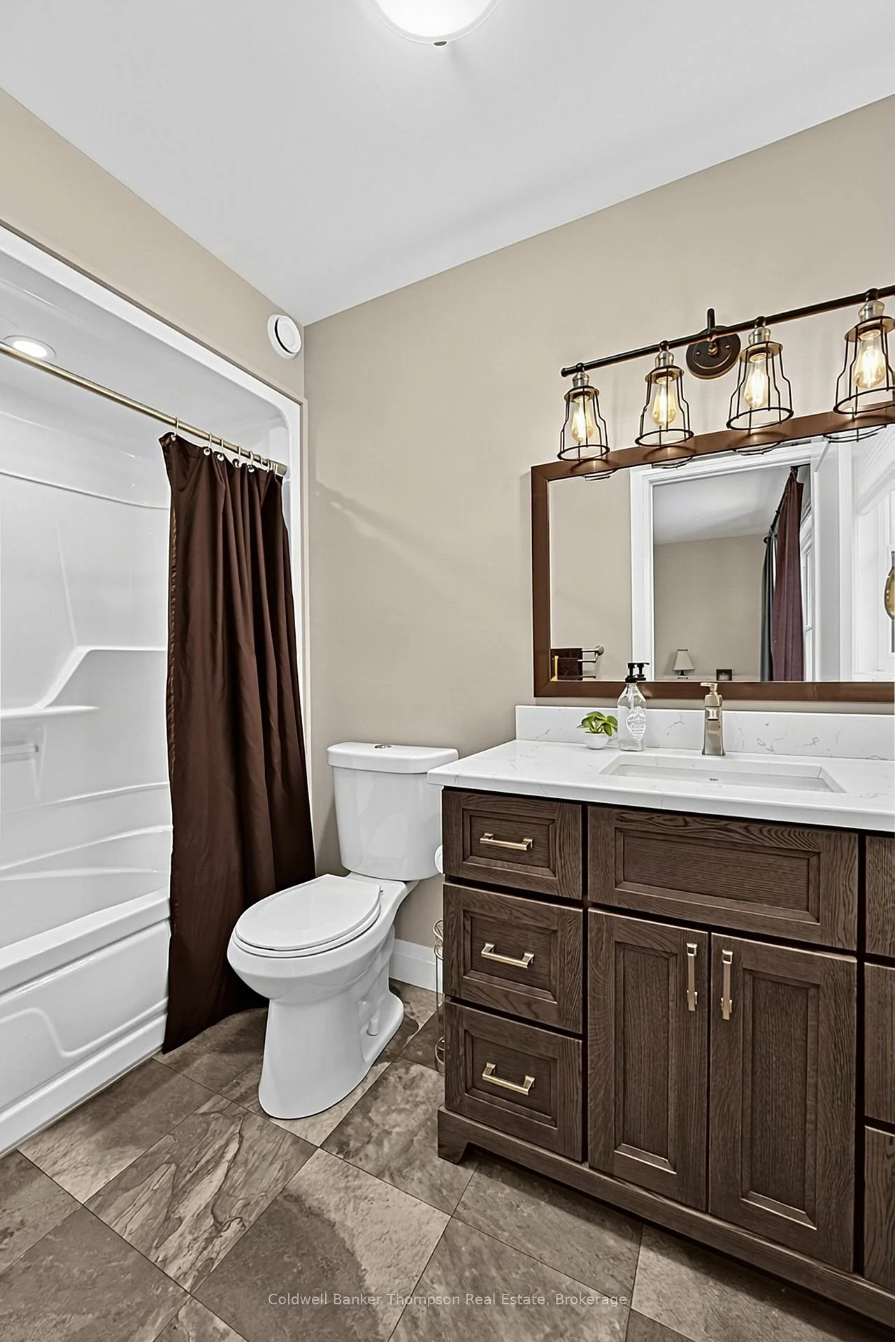 Photo 26 of 15 Goodwin Drive, Huntsville, Chaffey — HOMEH
