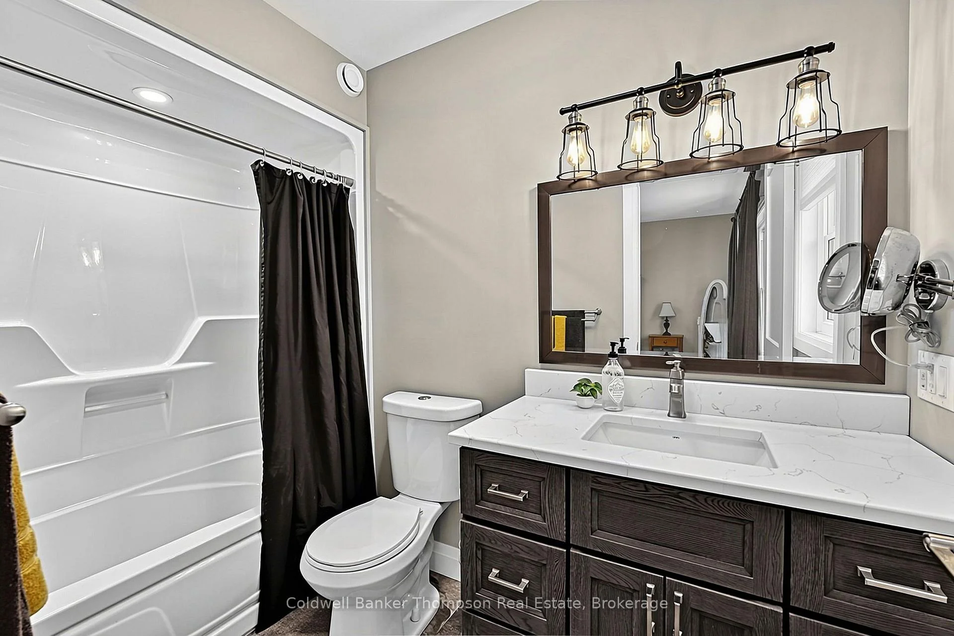Photo 38 of 15 Goodwin Drive, Huntsville, Chaffey — HOMEH