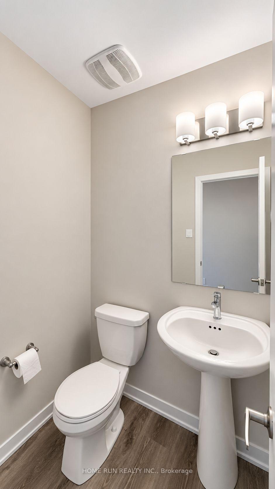 Photo 3 of 32 Pumice Place, Ottawa, Barrhaven - Half Moon Bay — HOMEH