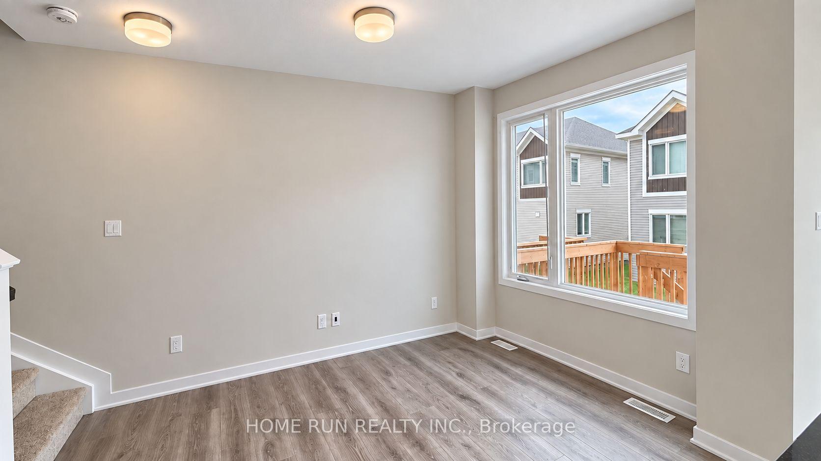 Photo 9 of 32 Pumice Place, Ottawa, Barrhaven - Half Moon Bay — HOMEH