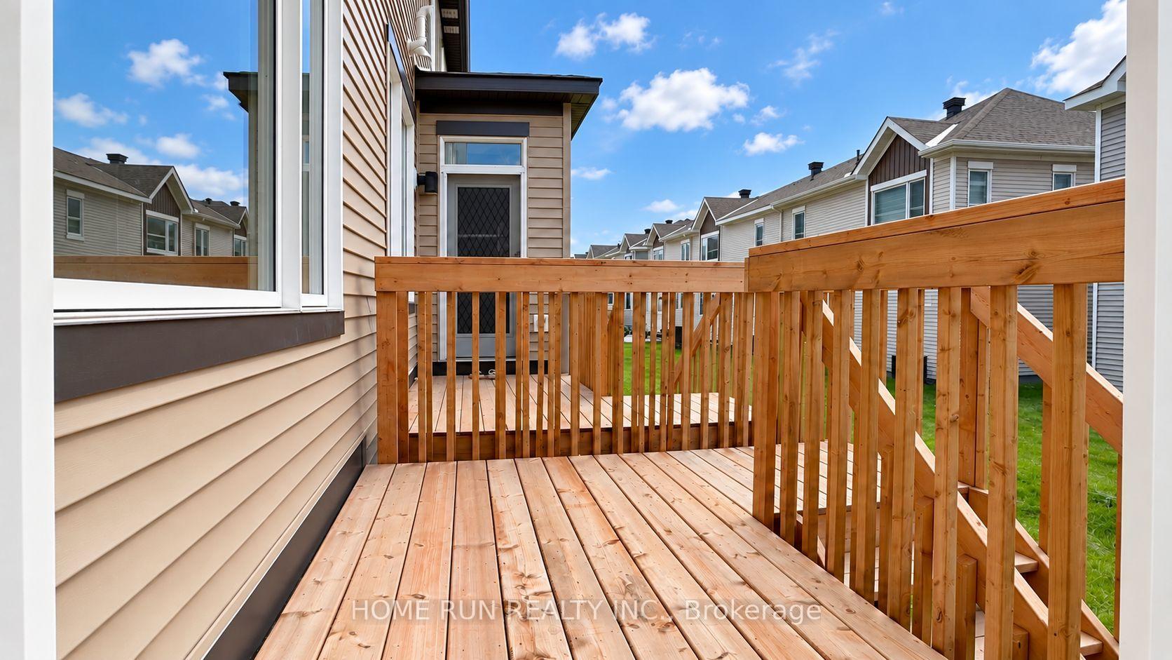Photo 10 of 32 Pumice Place, Ottawa, Barrhaven - Half Moon Bay — HOMEH