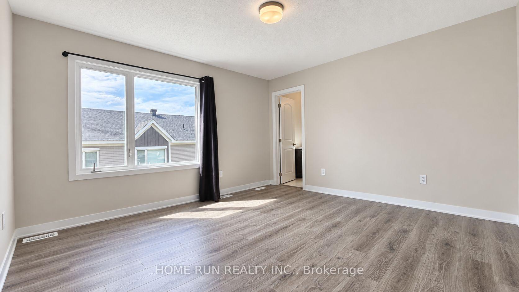 Photo 13 of 32 Pumice Place, Ottawa, Barrhaven - Half Moon Bay — HOMEH