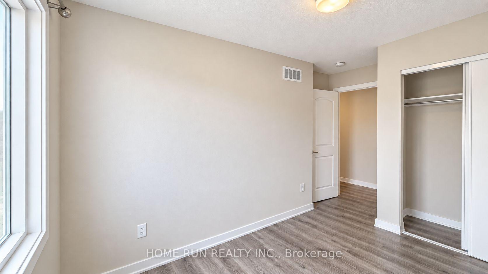 Photo 17 of 32 Pumice Place, Ottawa, Barrhaven - Half Moon Bay — HOMEH