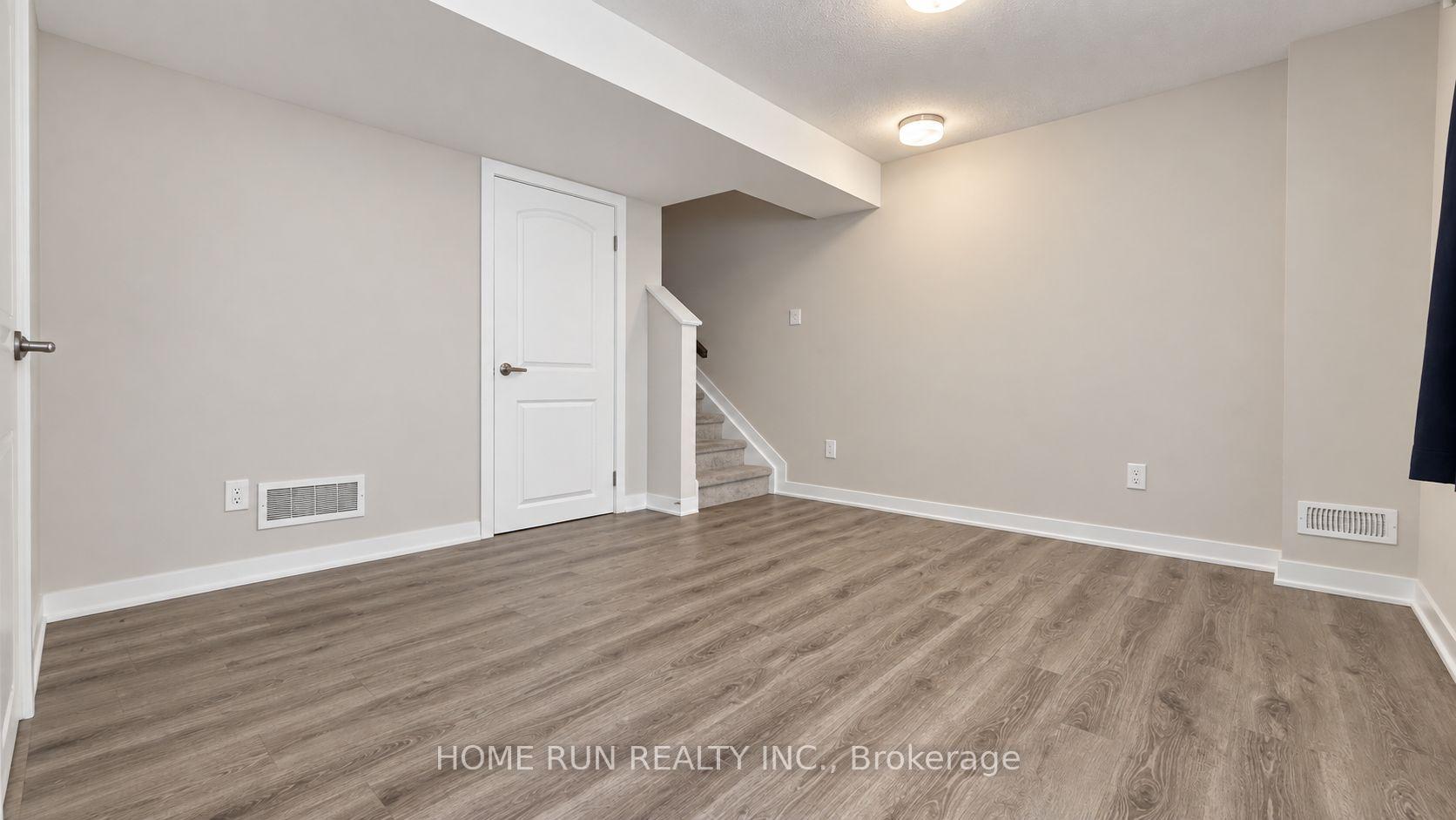 Photo 21 of 32 Pumice Place, Ottawa, Barrhaven - Half Moon Bay — HOMEH