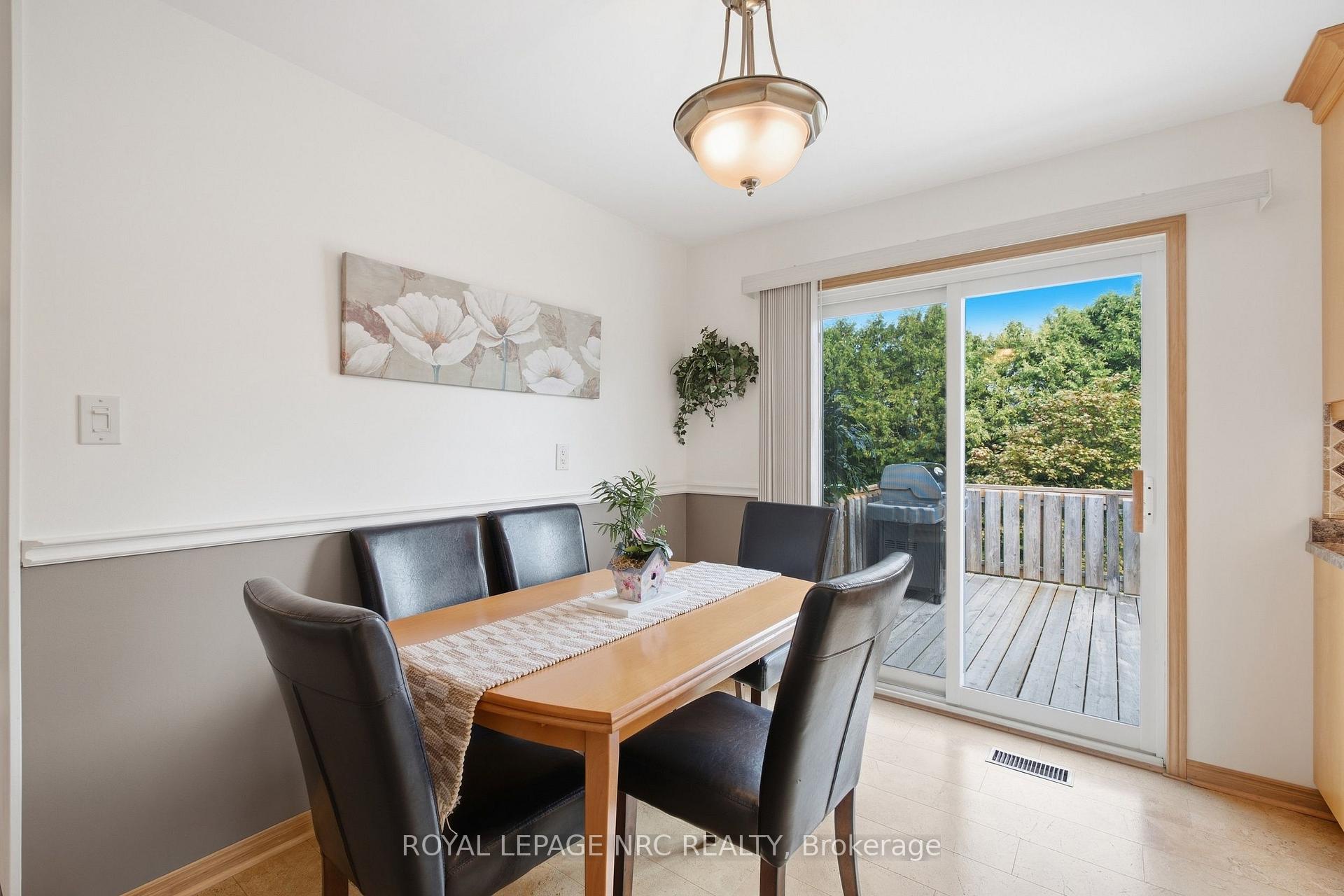 Photo 13 of 37 Viking Drive, Grimsby, Grimsby West — HOMEH