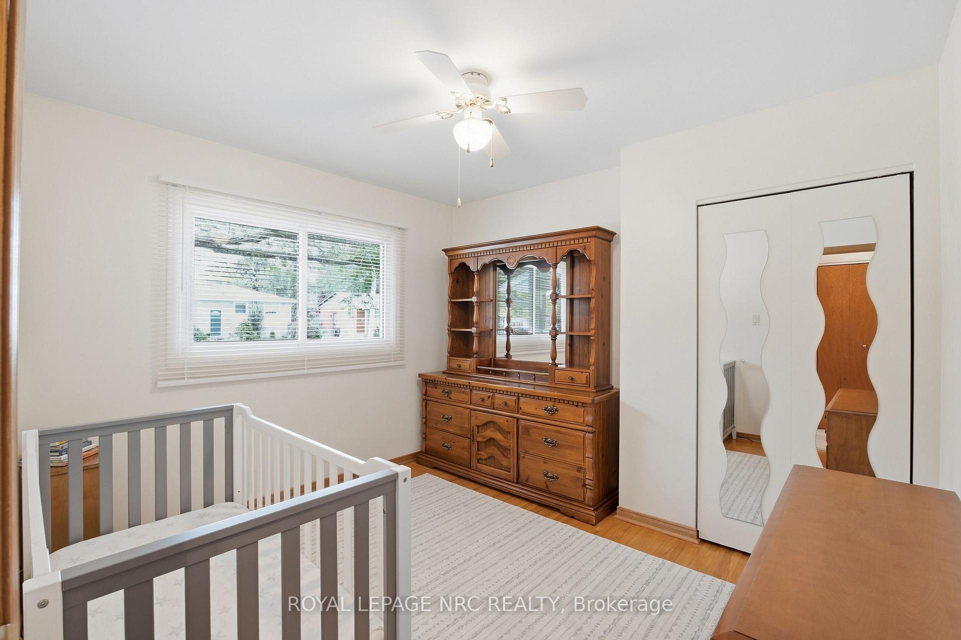 Photo 15 of 37 Viking Drive, Grimsby, Grimsby West — HOMEH