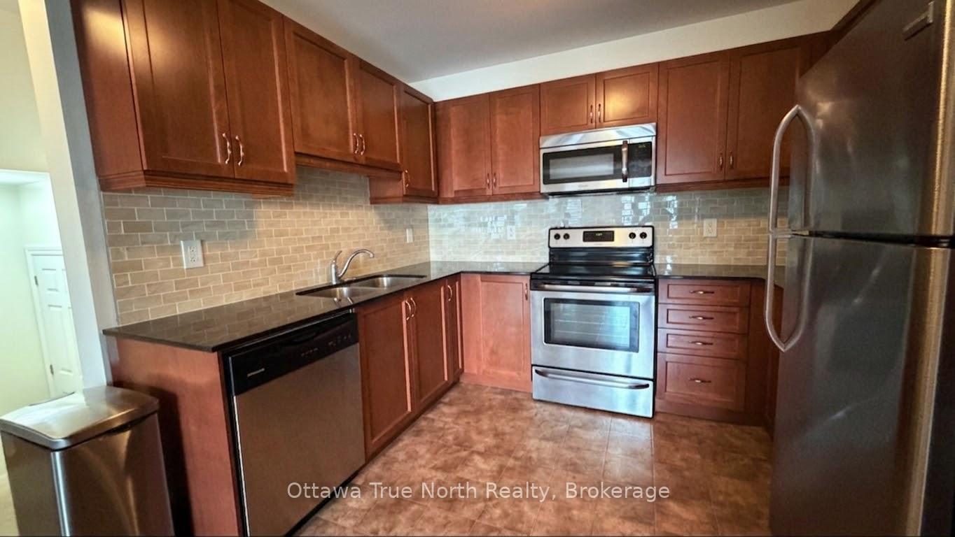 Photo 11 of 305 Menorca Drive, Ottawa, Stittsville (North) — HOMEH
