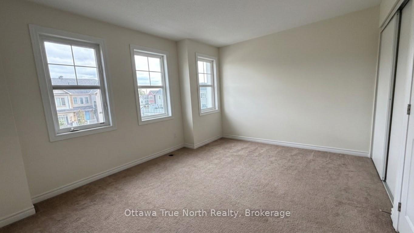 Photo 14 of 305 Menorca Drive, Ottawa, Stittsville (North) — HOMEH
