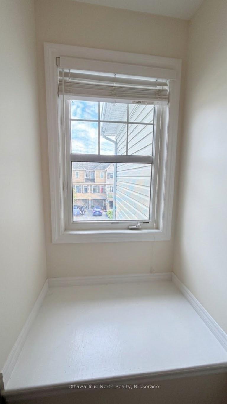 Photo 18 of 305 Menorca Drive, Ottawa, Stittsville (North) — HOMEH