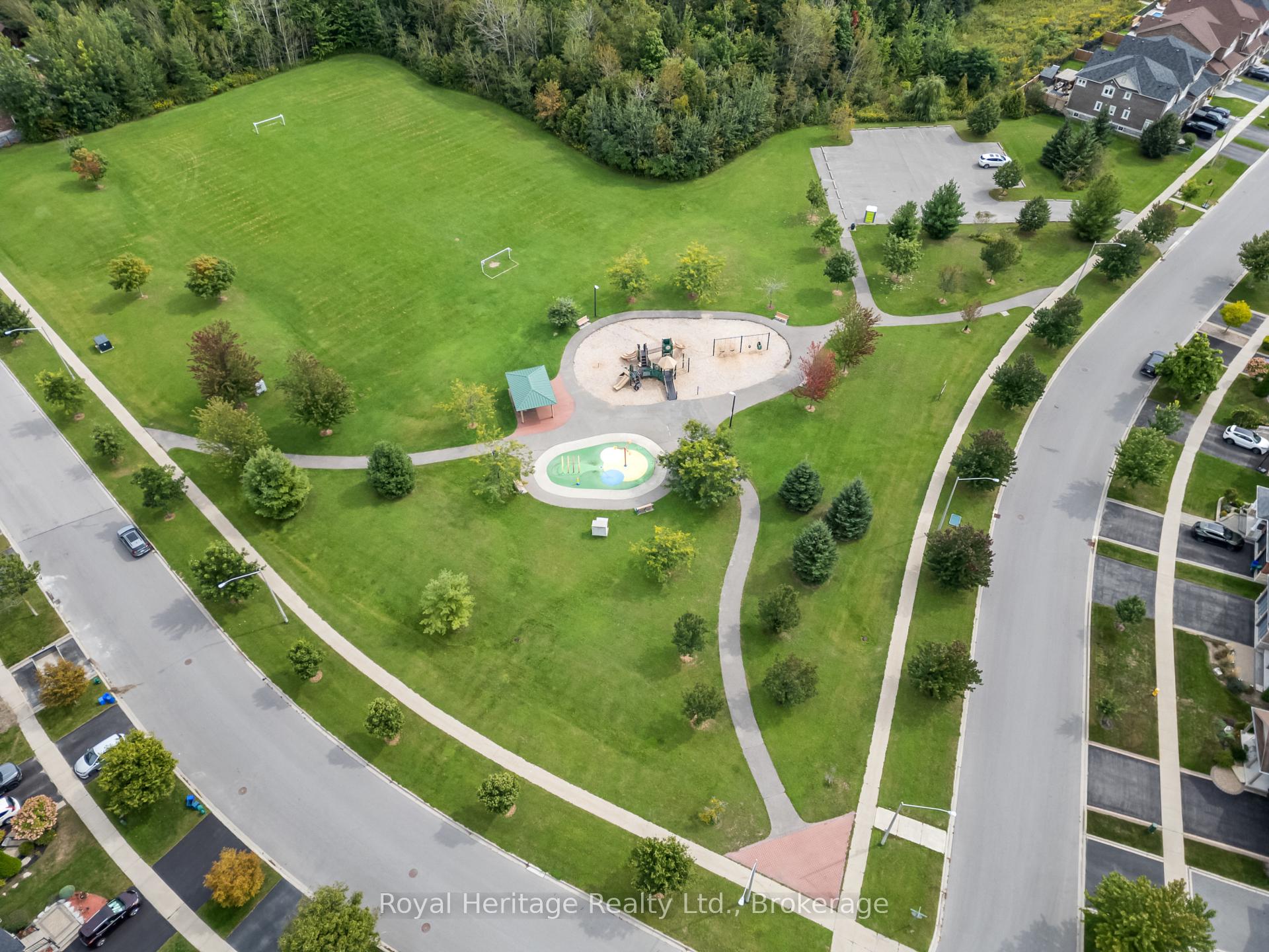 Photo 17 of 14 Tabb Avenue, Clarington, Courtice — HOMEH