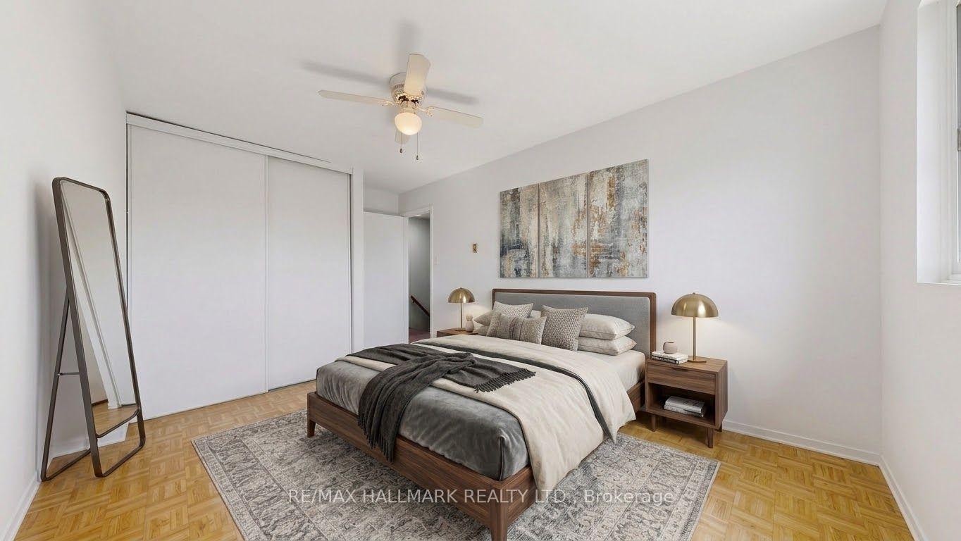 Photo 9 of Unit 7, 144 Henderson Avenue, Markham, Thornhill — HOMEH