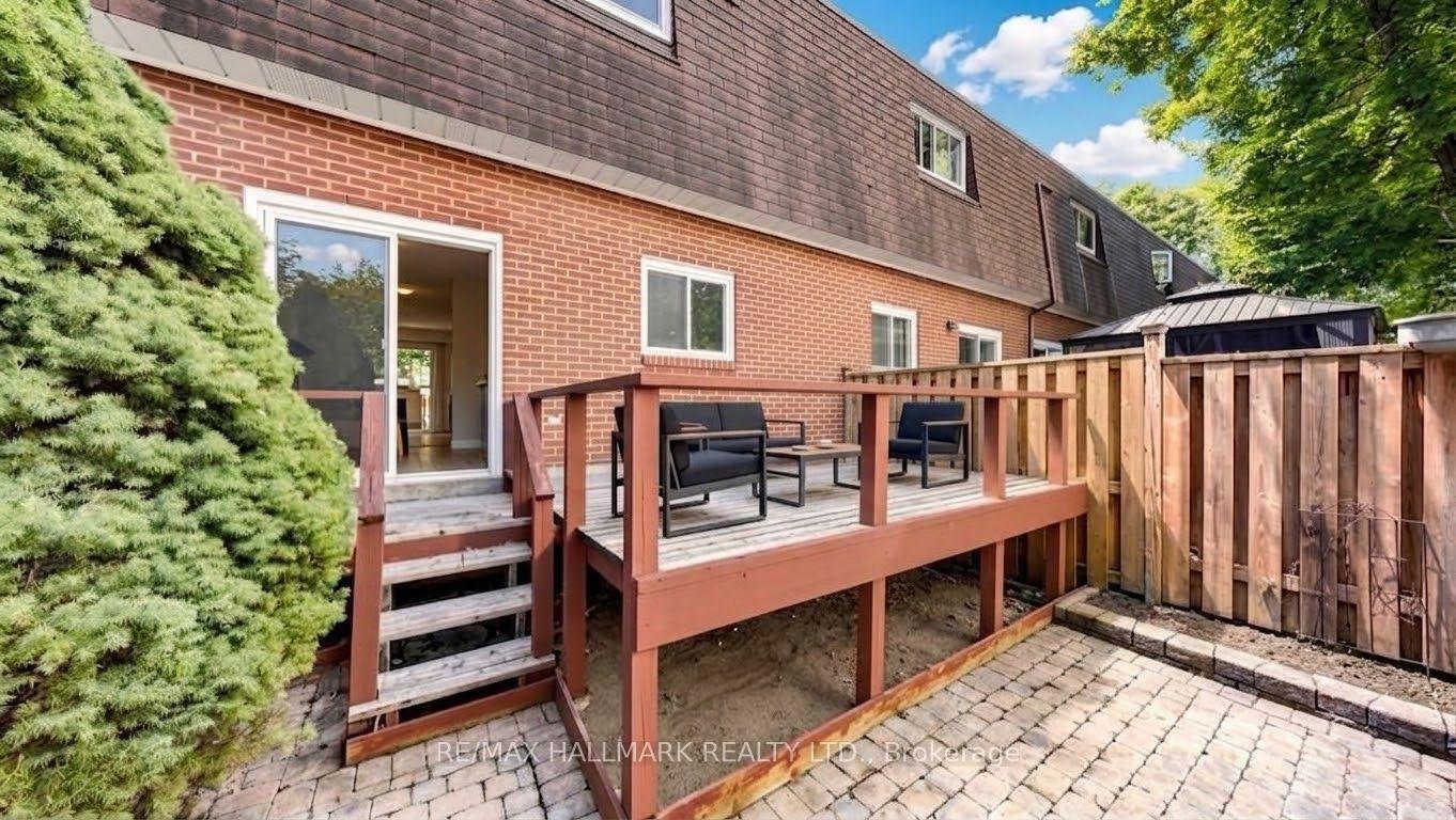 Photo 14 of Unit 7, 144 Henderson Avenue, Markham, Thornhill — HOMEH