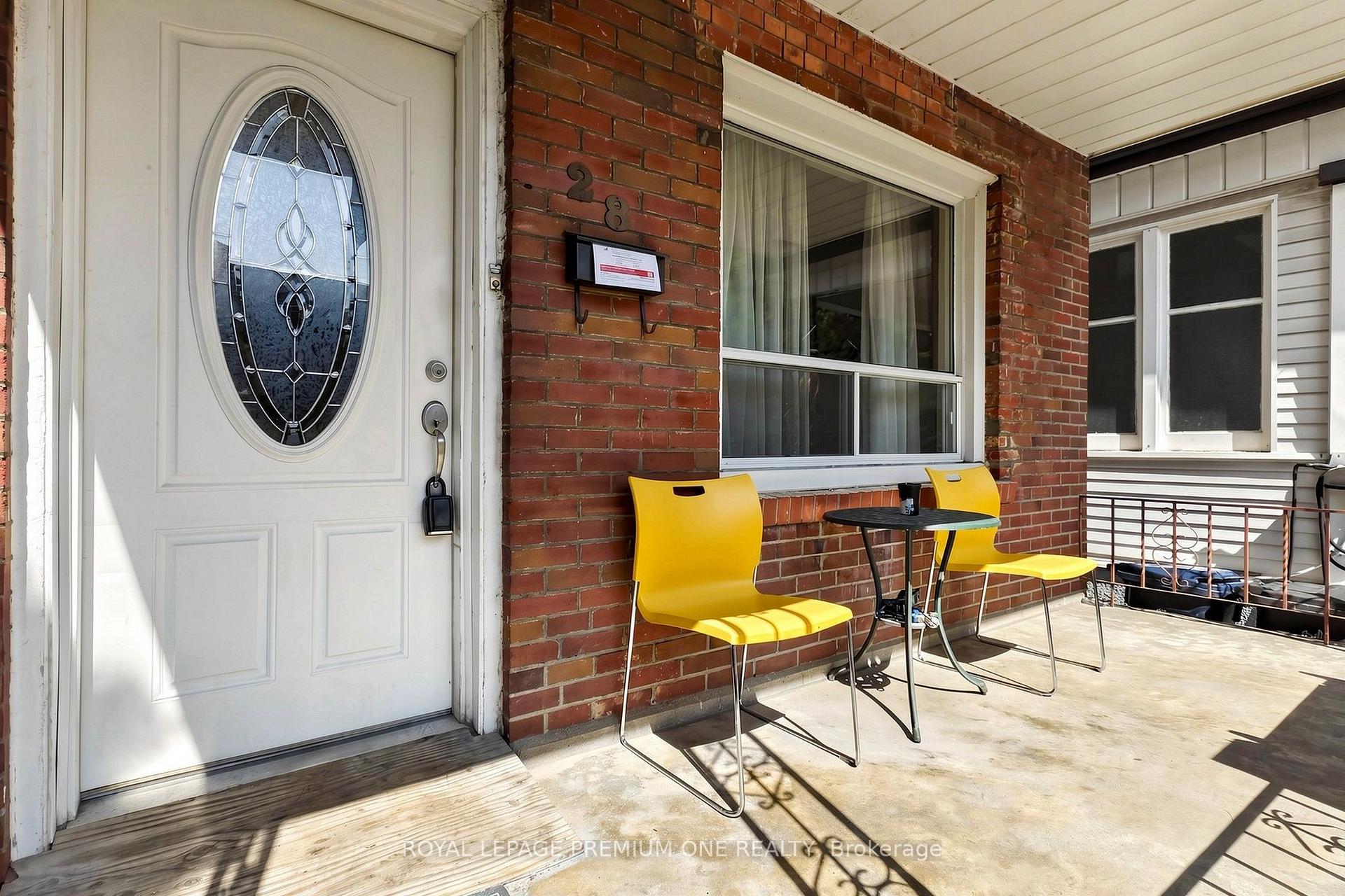 Photo 1 of 28 Garden Avenue, Toronto, Roncesvalles — HOMEH