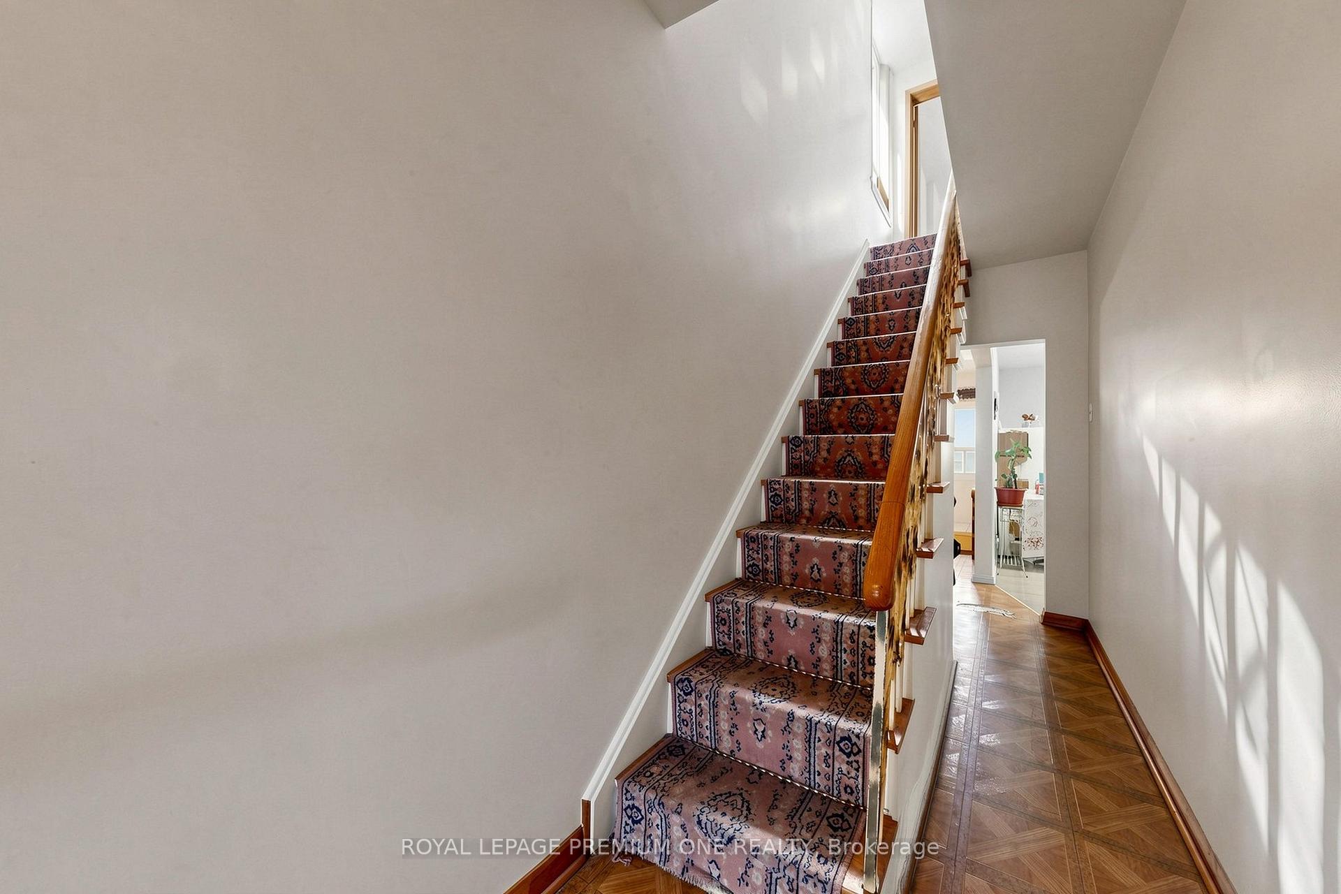 Photo 3 of 28 Garden Avenue, Toronto, Roncesvalles — HOMEH