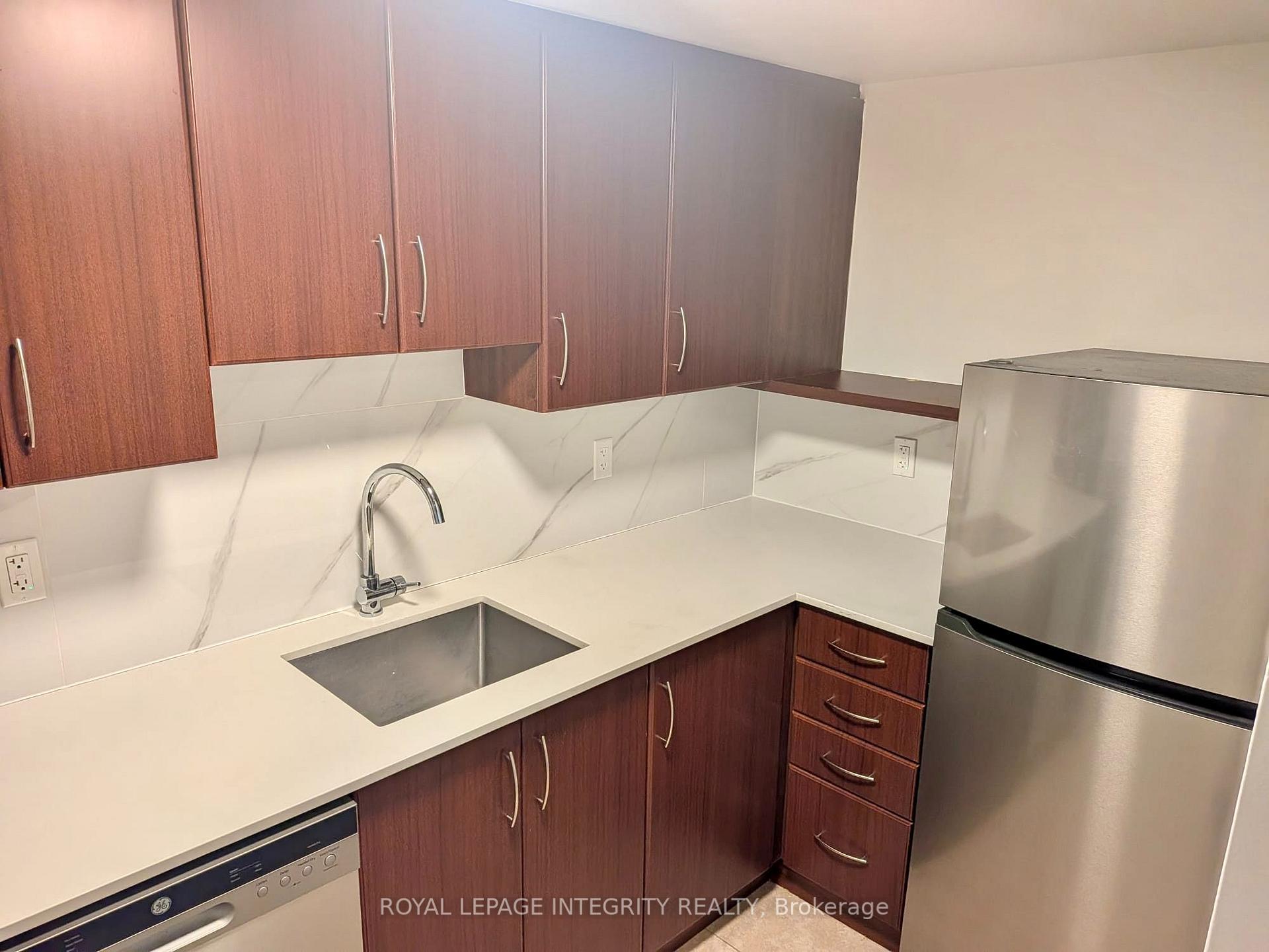 Photo 13 of Unit 211, 435 Albert Street, Ottawa, Ottawa Centre — HOMEH