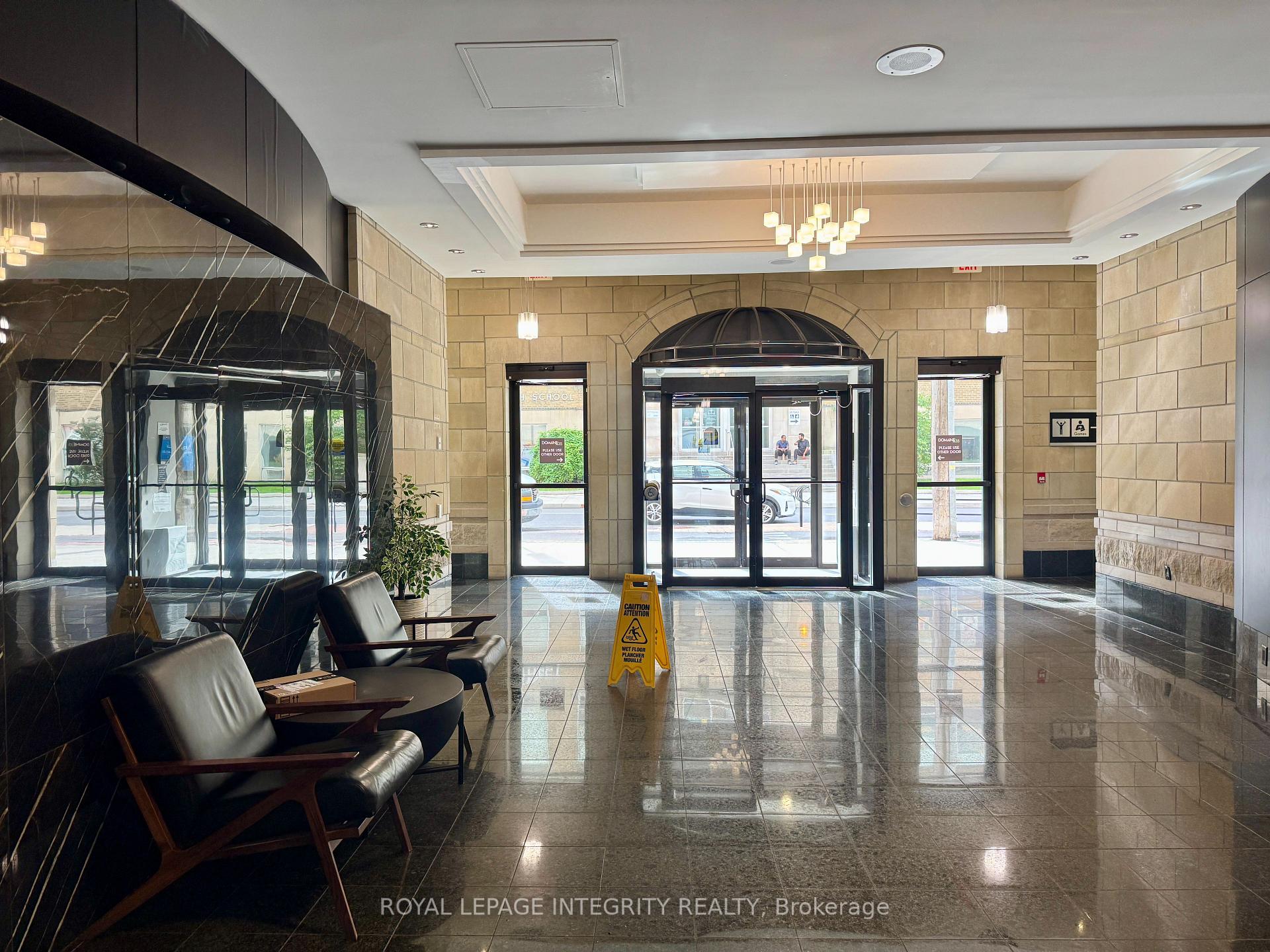 Photo 2 of Unit 902, 435 Albert Street, Ottawa, Ottawa Centre — HOMEH