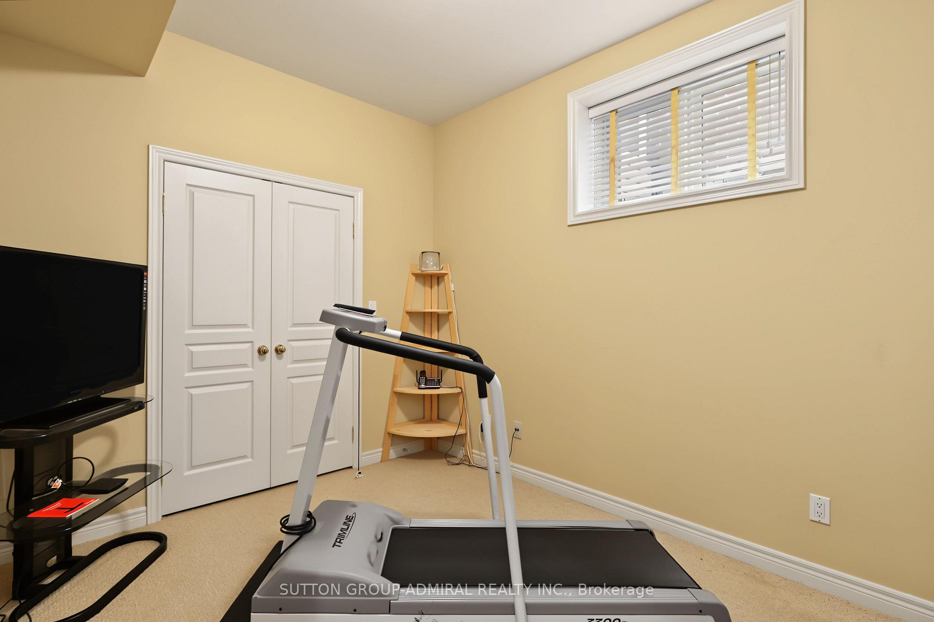 Photo 38 of 443 Elm Road, Toronto, Bedford Park-Nortown — HOMEH