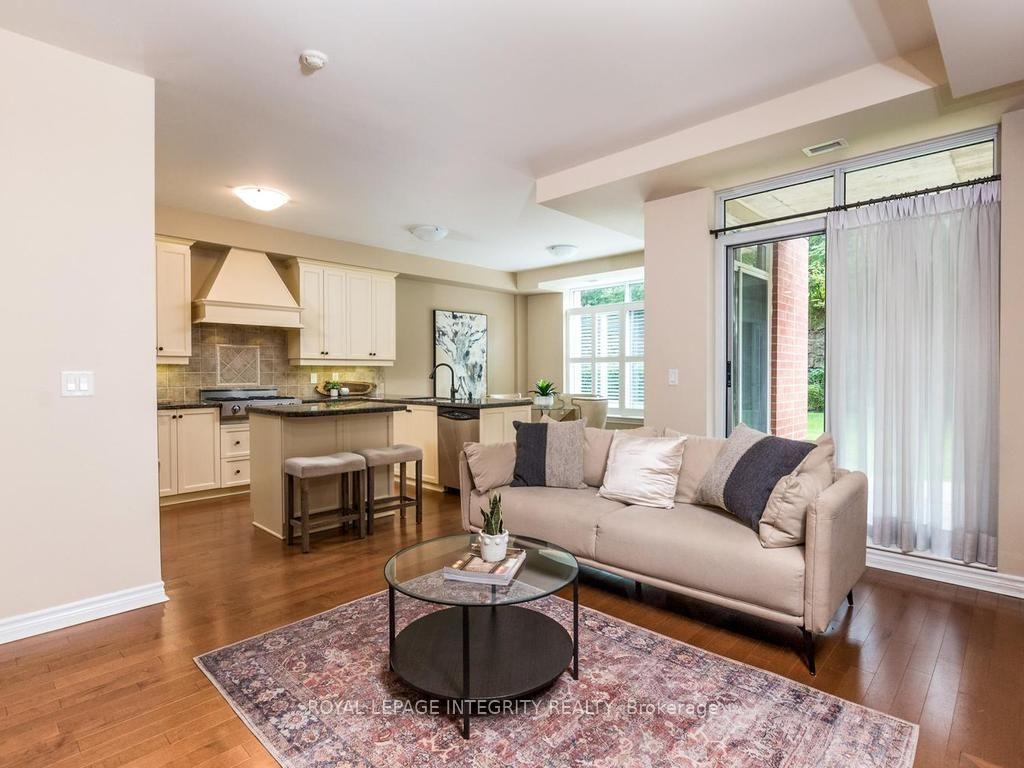 Photo 9 of 136 Darlington Private, Ottawa, Hunt Club/Western Community — HOMEH
