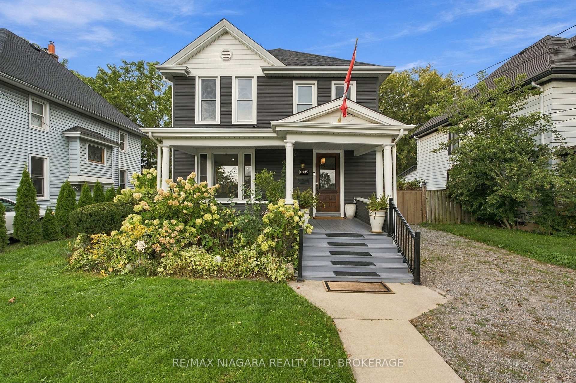 Photo 2 of 4895 Crysler Avenue, Niagara Falls, Downtown — HOMEH