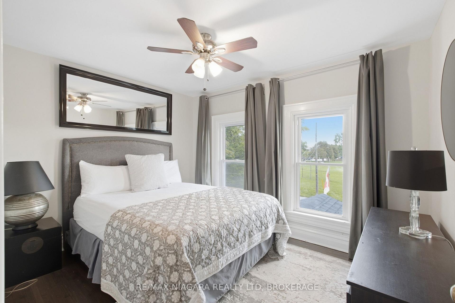 Photo 16 of 4895 Crysler Avenue, Niagara Falls, Downtown — HOMEH