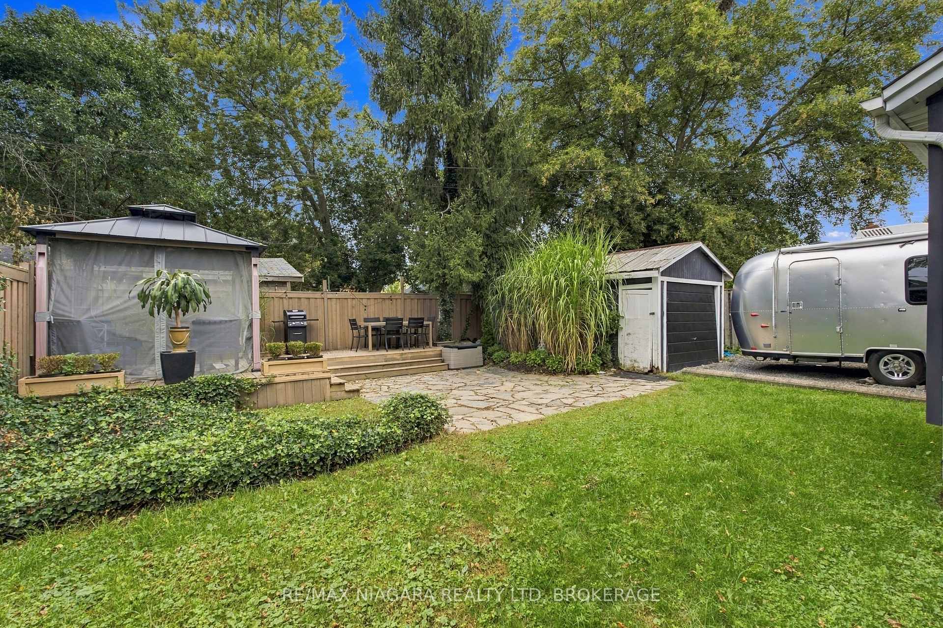 Photo 22 of 4895 Crysler Avenue, Niagara Falls, Downtown — HOMEH